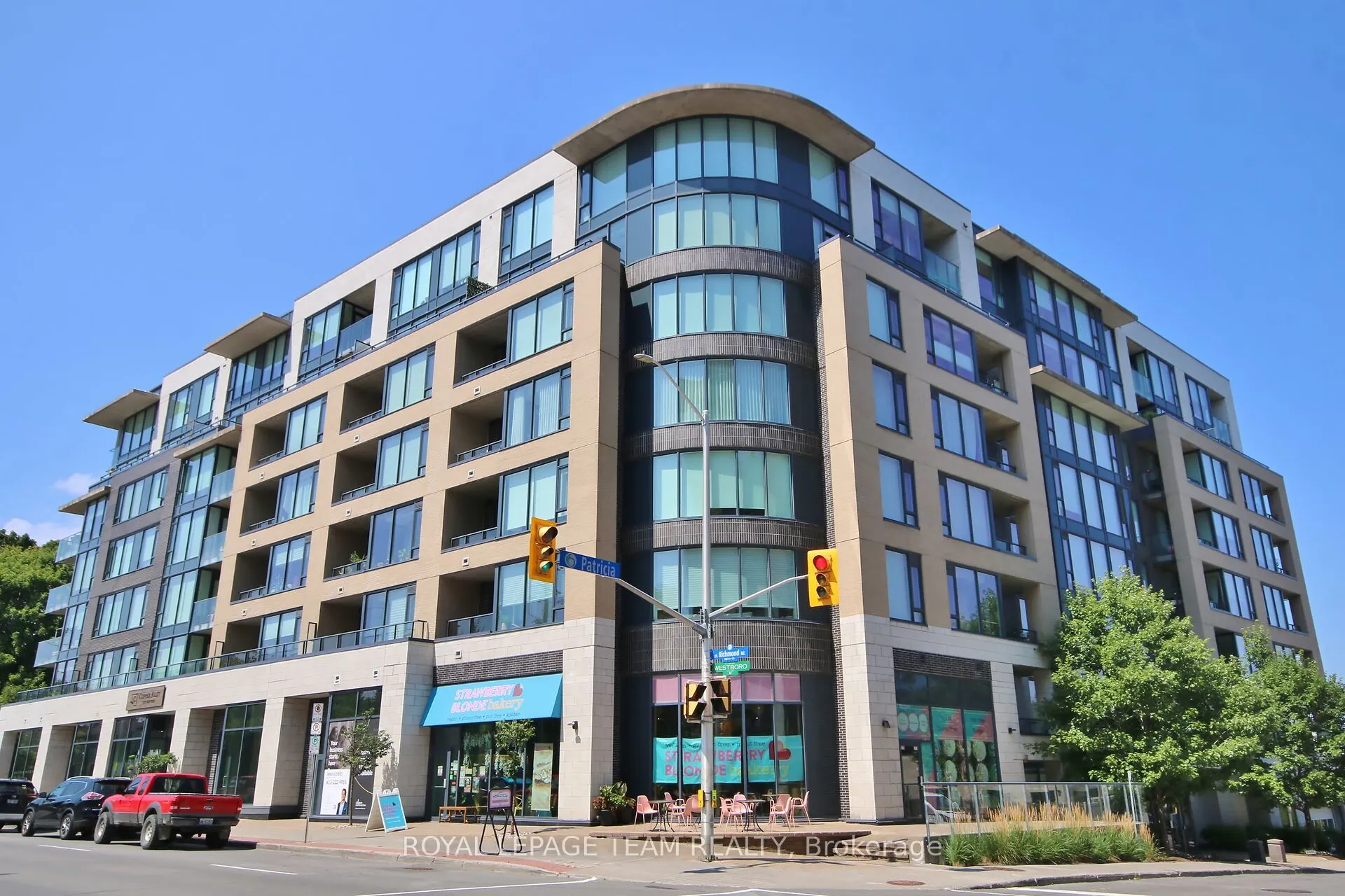 360 Patricia Avenue, #315