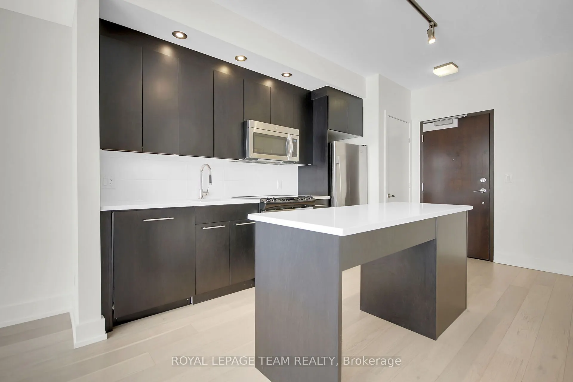360 Patricia Avenue, #315