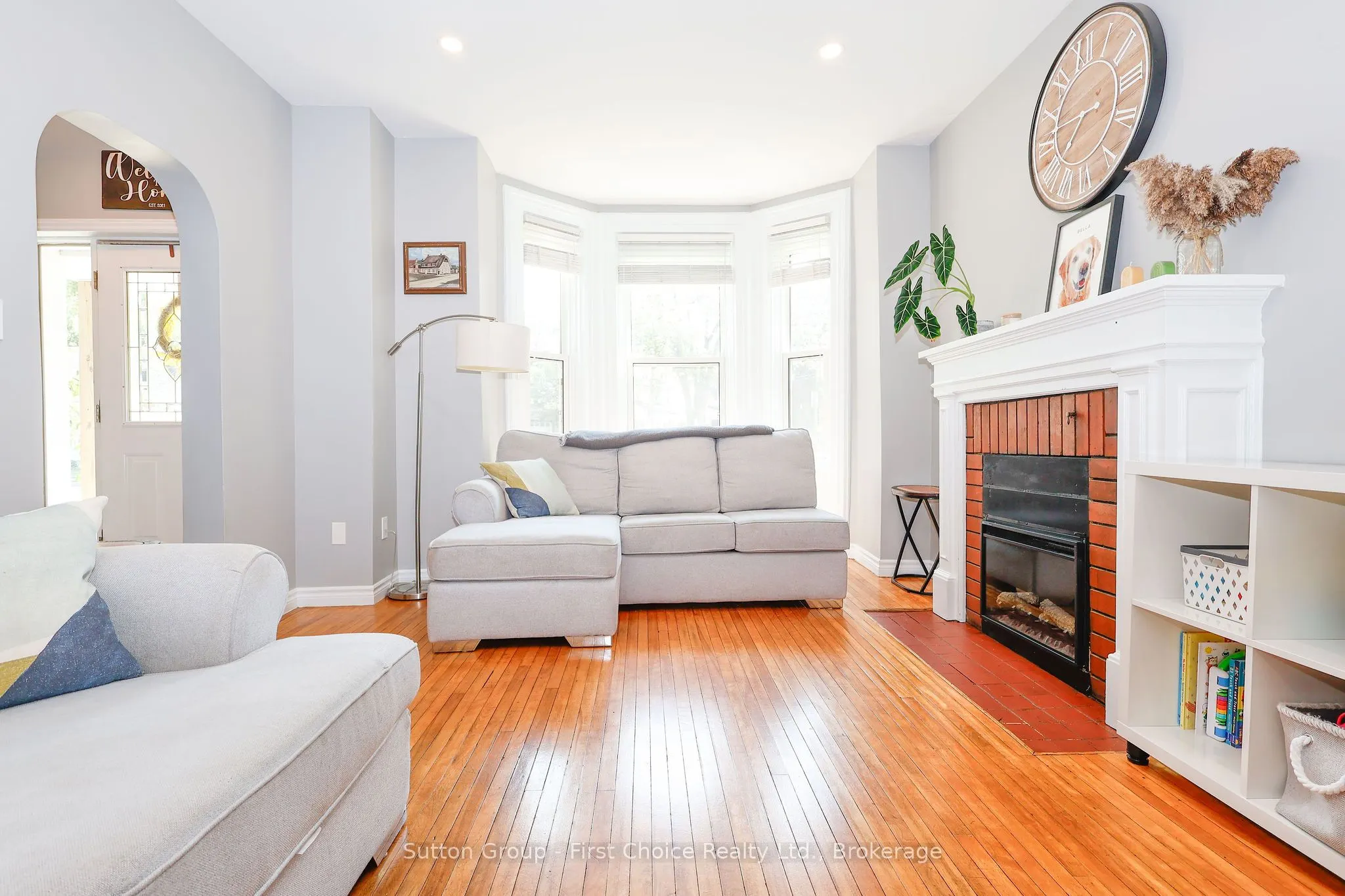 64 Dufferin Street
