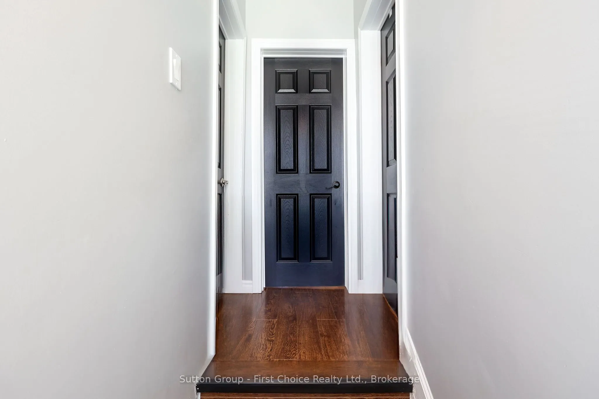 64 Dufferin Street