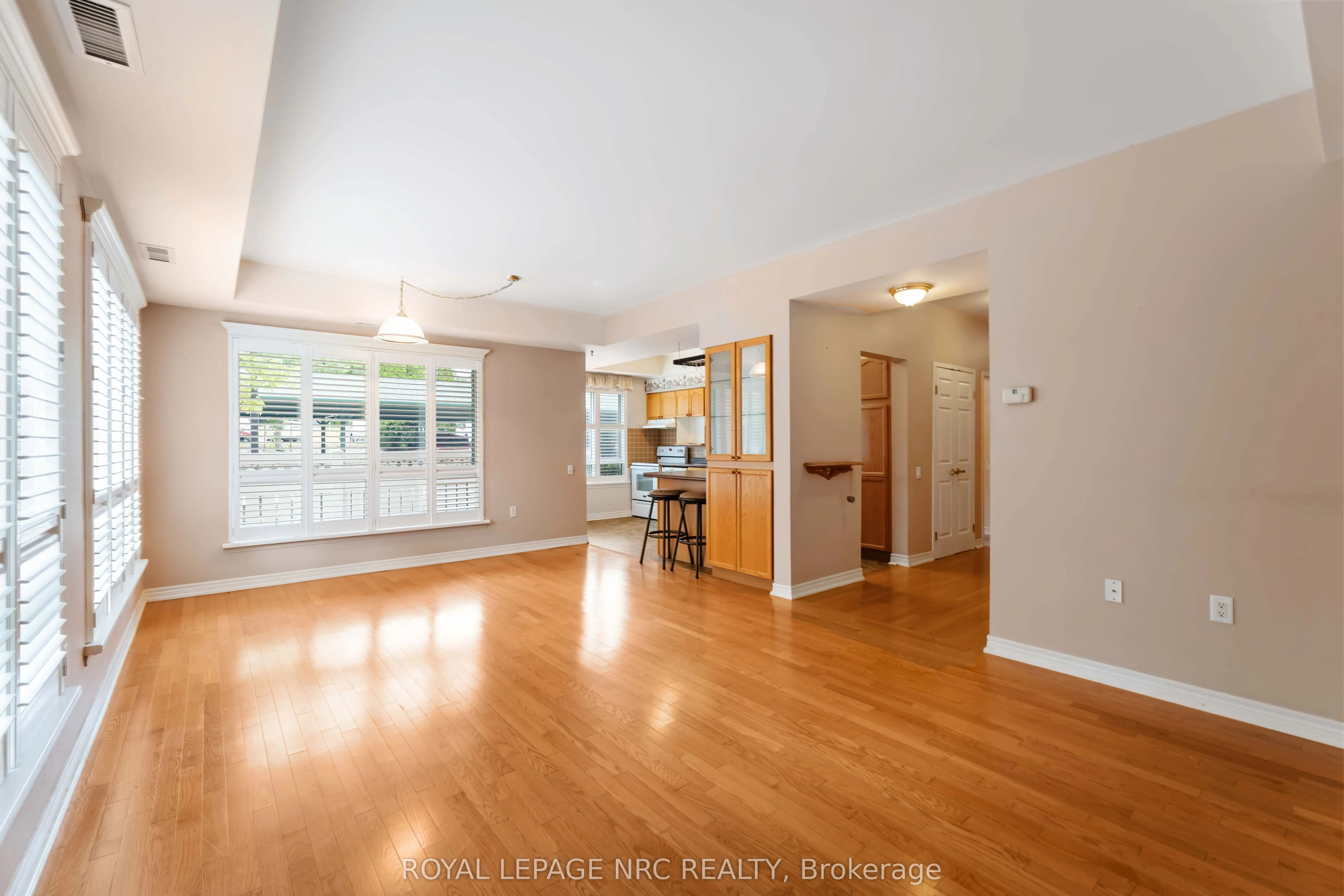 55 Pelham Town Square, #101