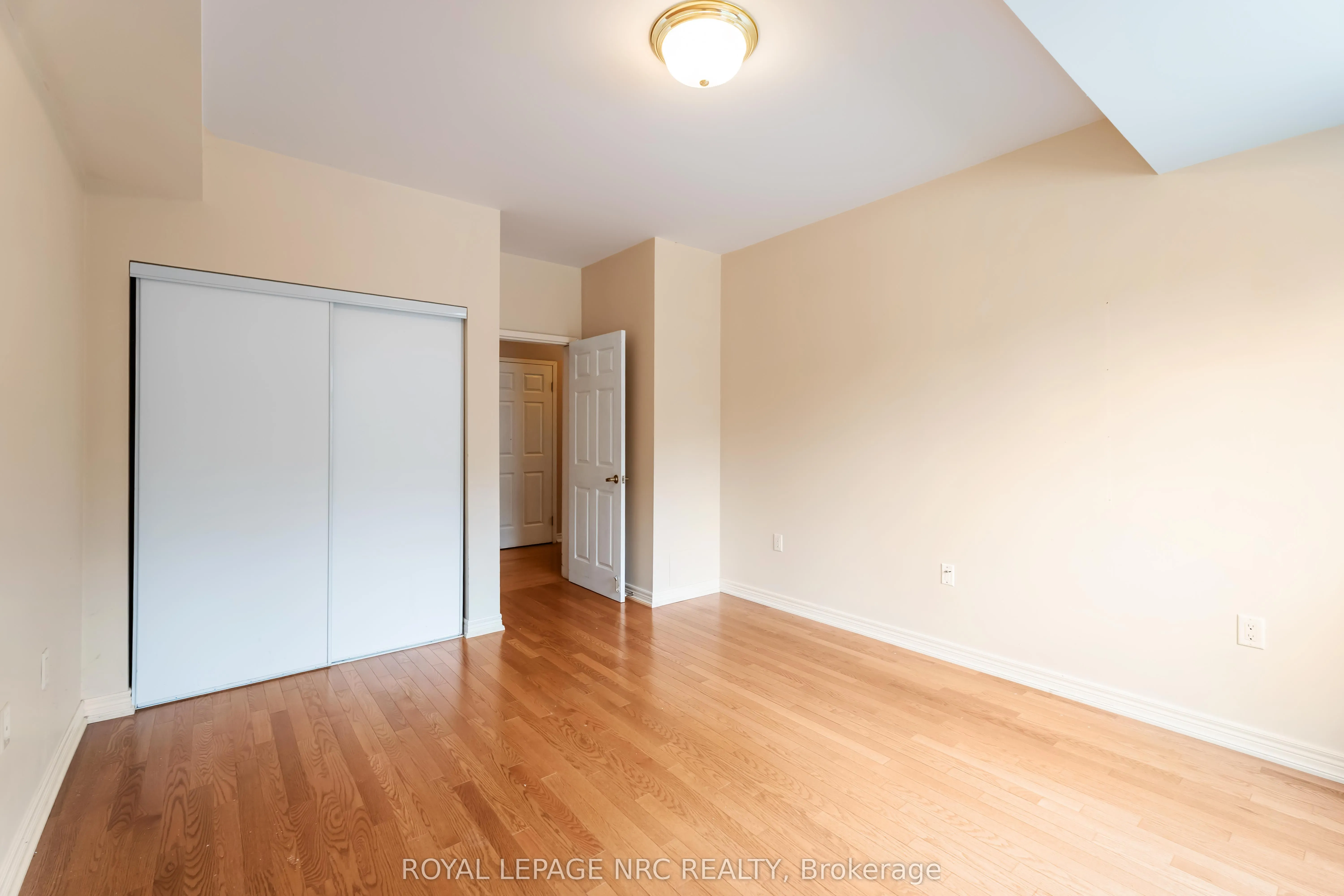 55 Pelham Town Square, #101