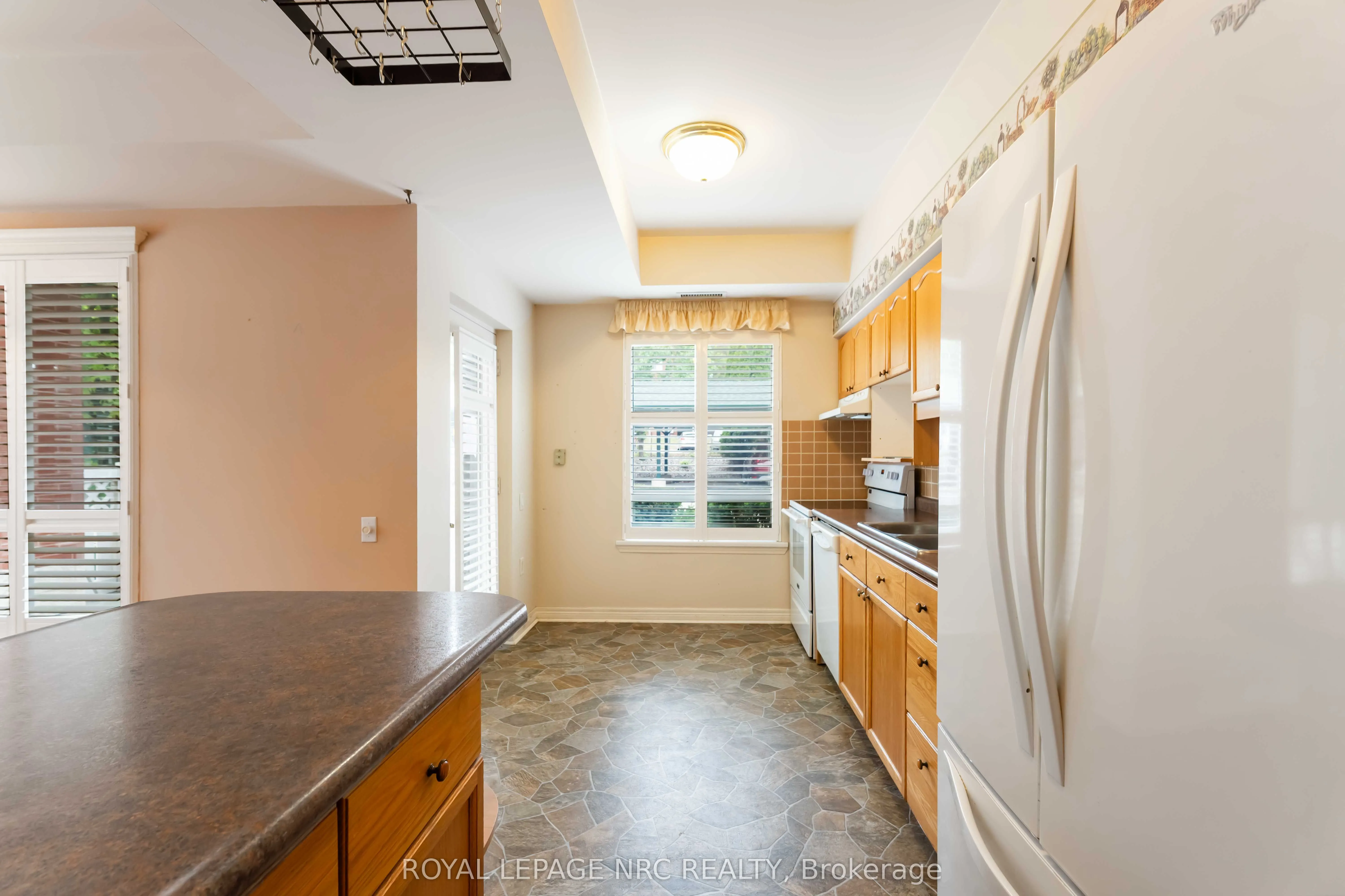 55 Pelham Town Square, #101