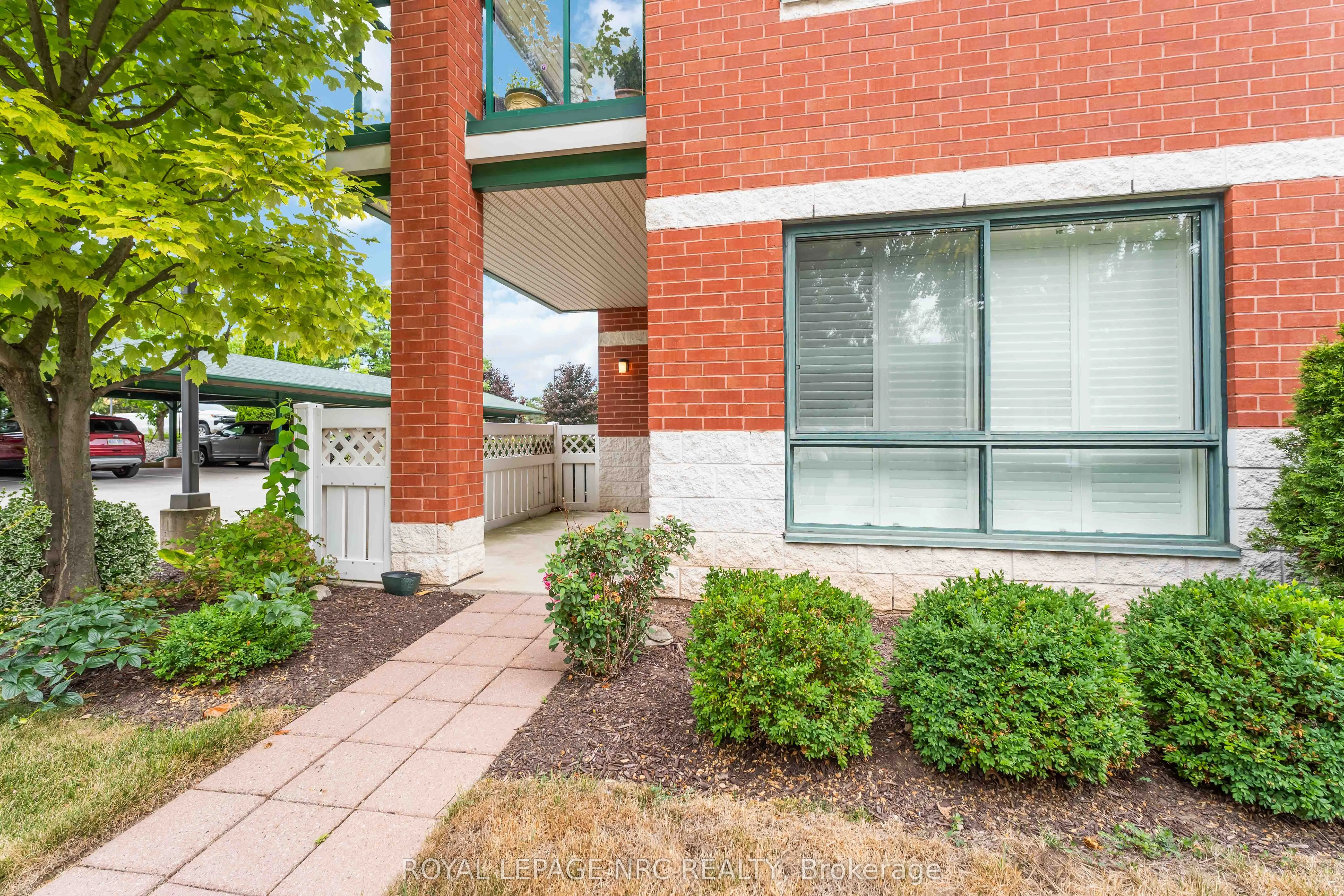 55 Pelham Town Square, #101