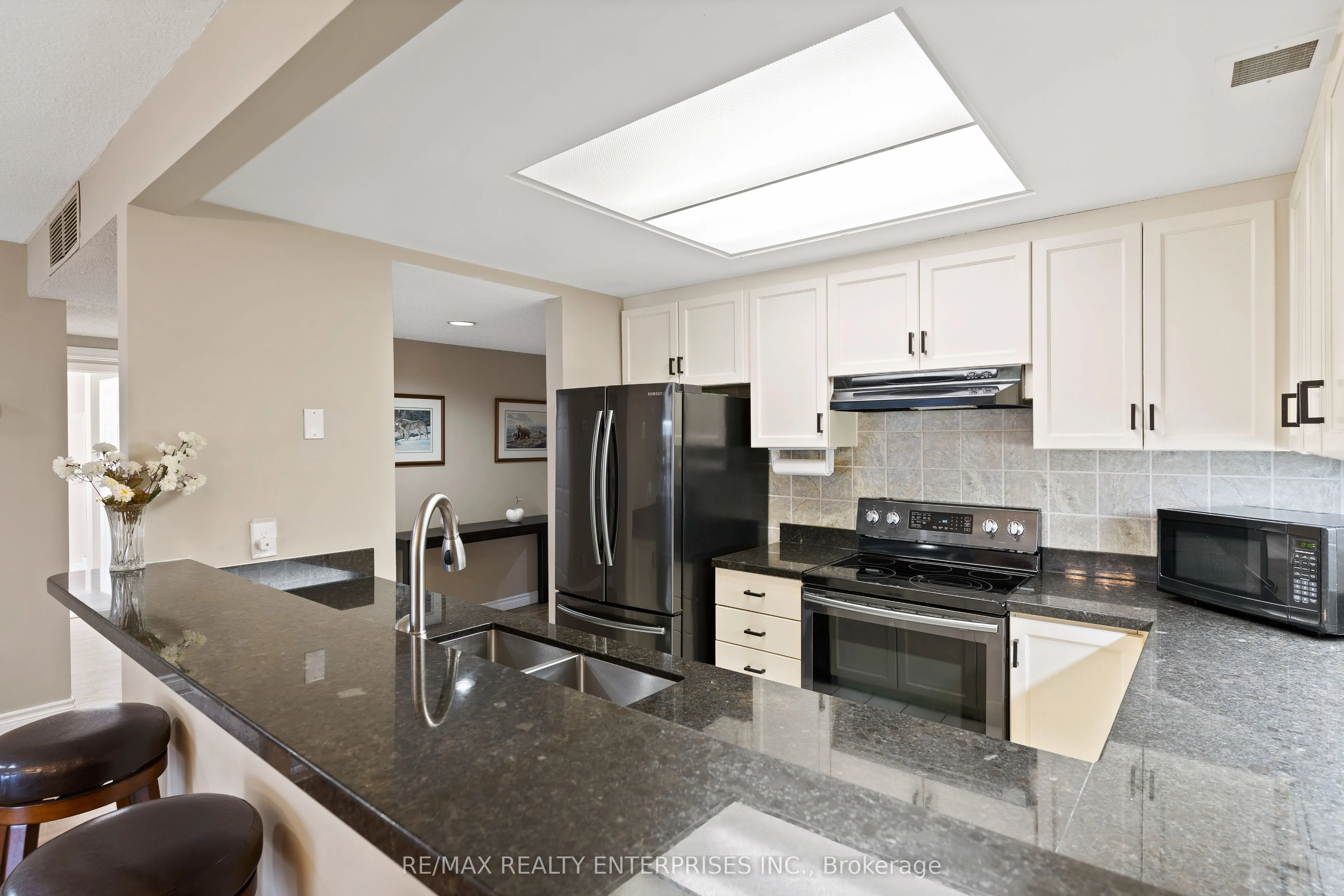 811 Grandview Hilltop Drive, #8