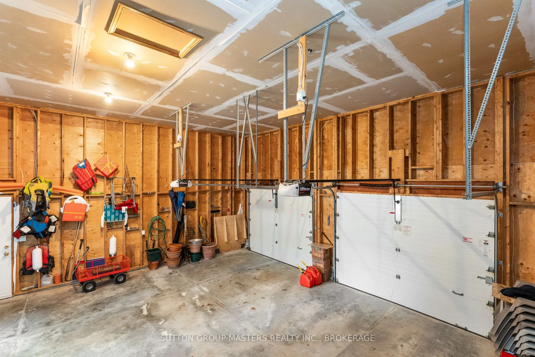 1023 Big Ben Lane