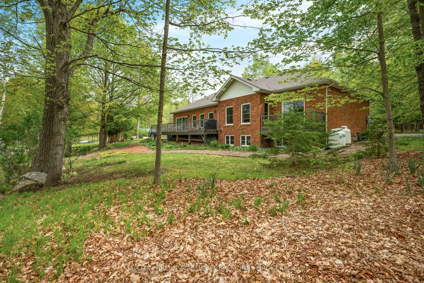 1023 Big Ben Lane