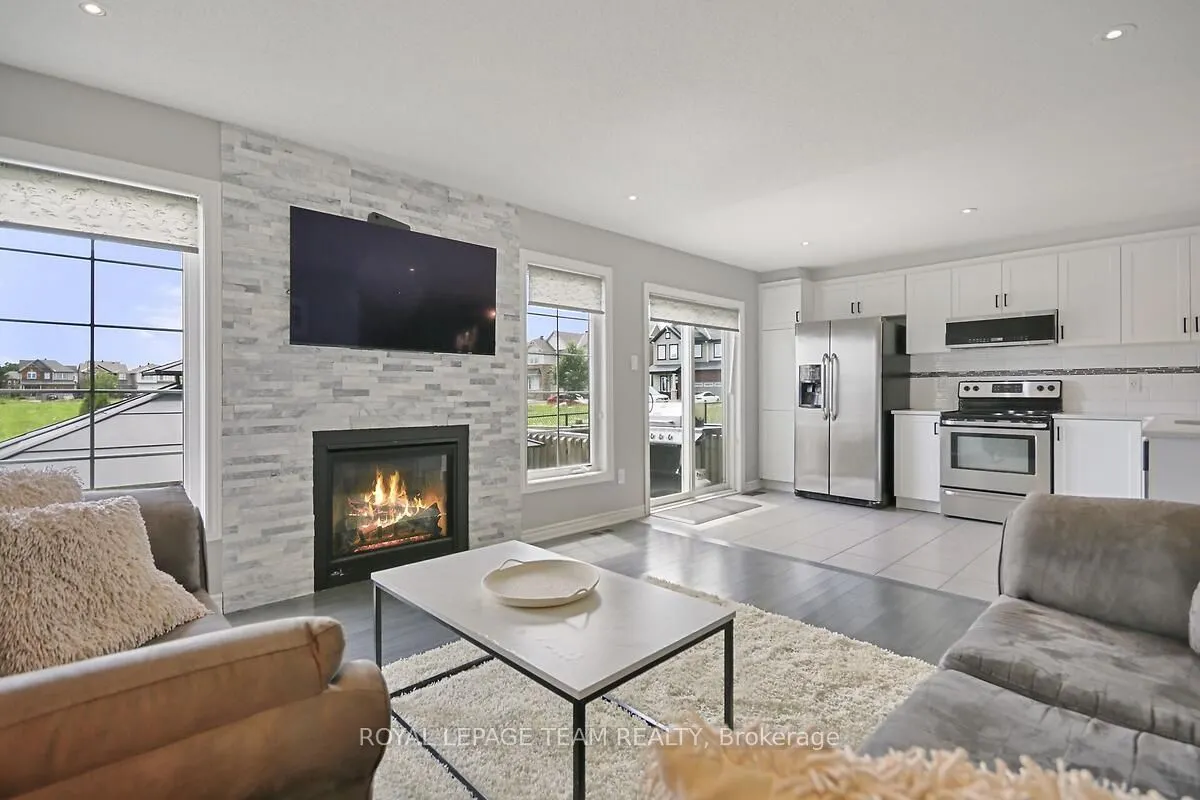 340 Astelia Crescent