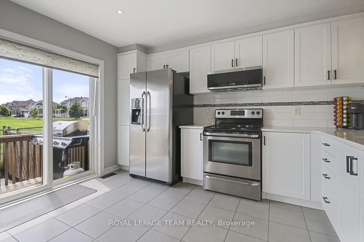 340 Astelia Crescent