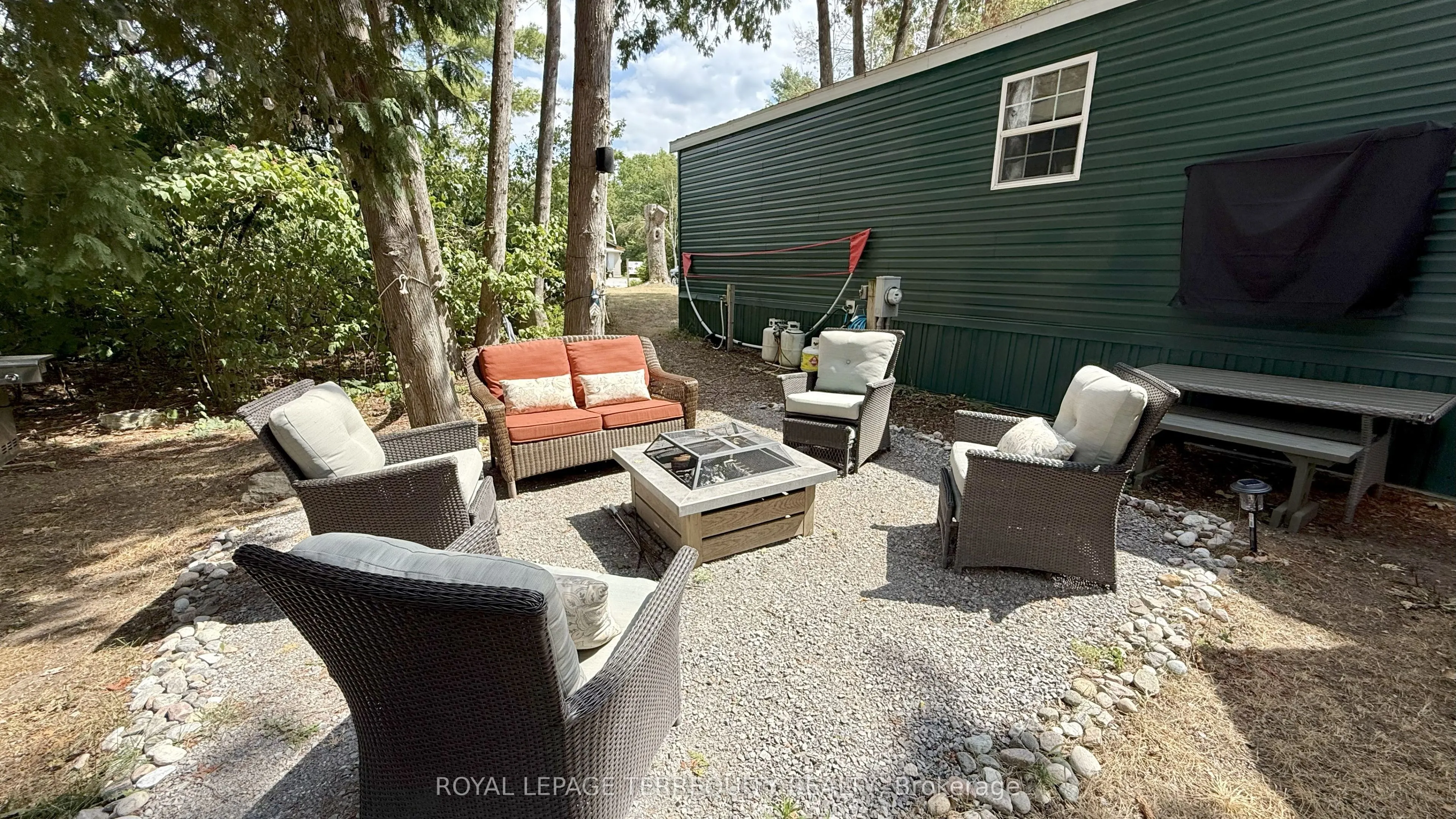 14A Rockhaven Street