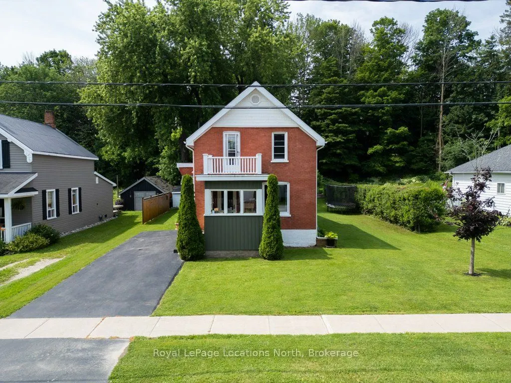 25 Edwin Street W