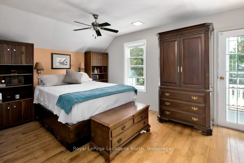 25 Edwin Street W