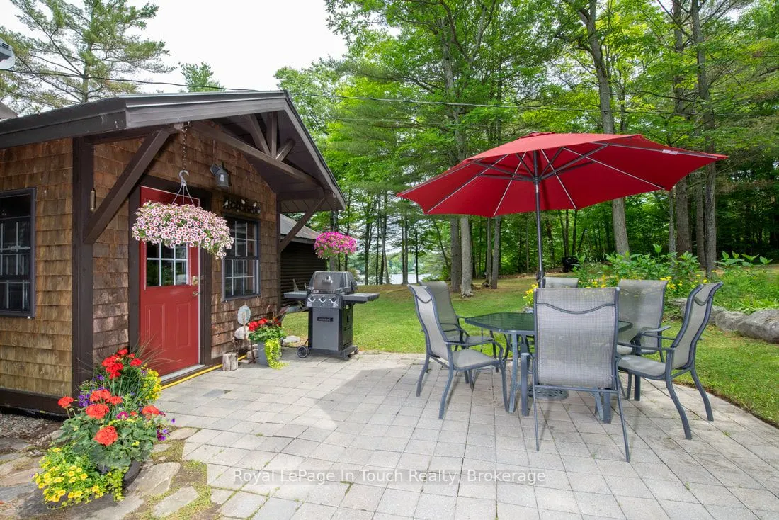 211 Pickerel Point Road