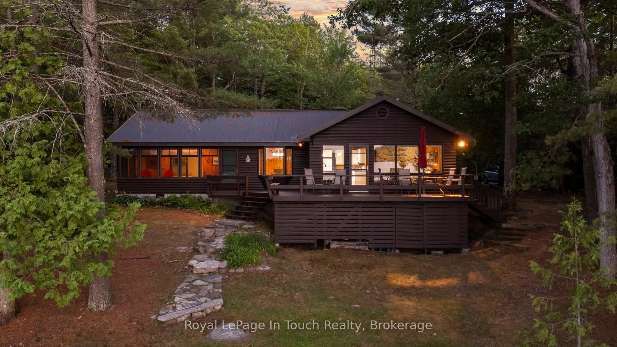 211 Pickerel Point Road