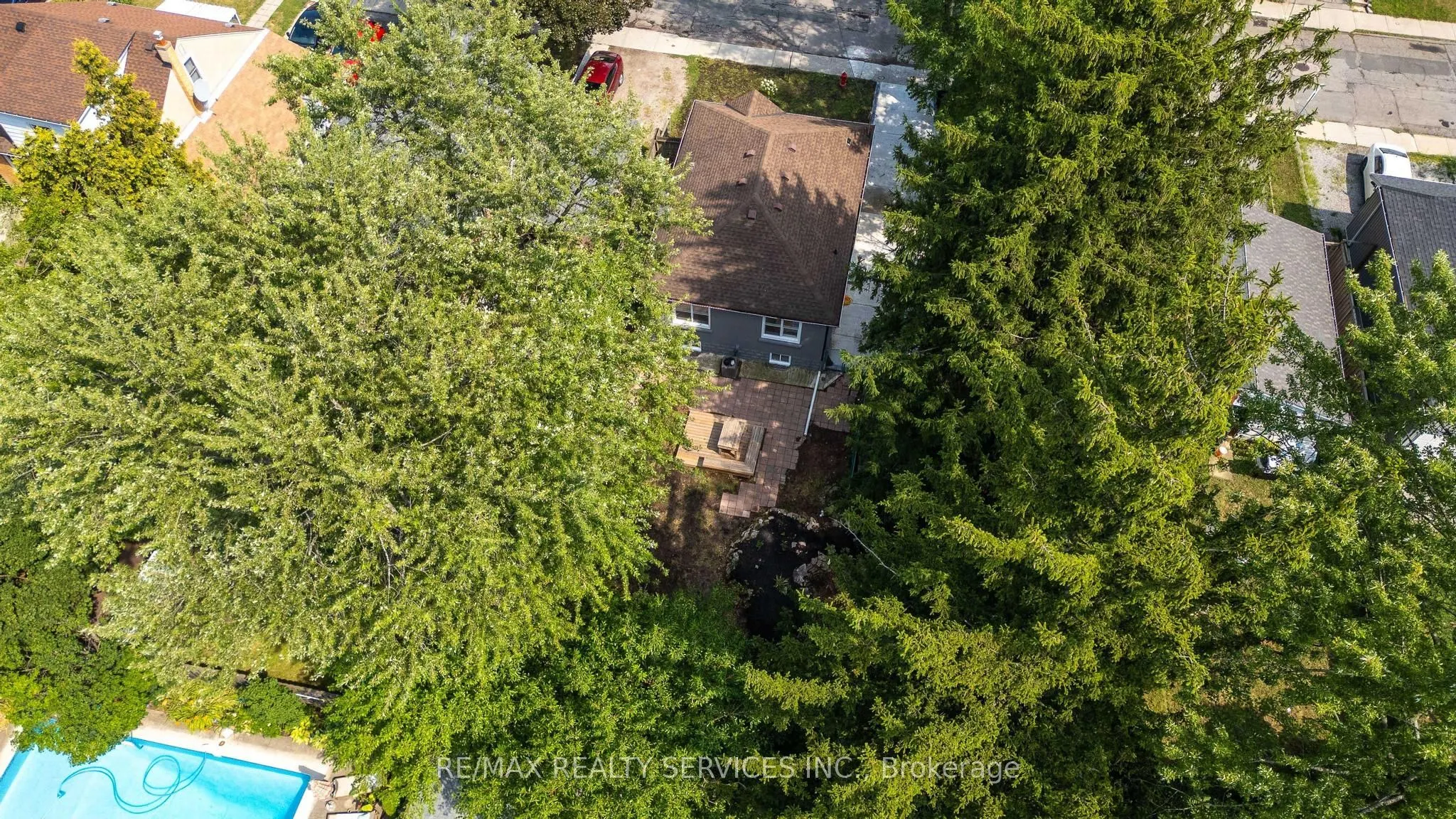 74 West 3rd Street