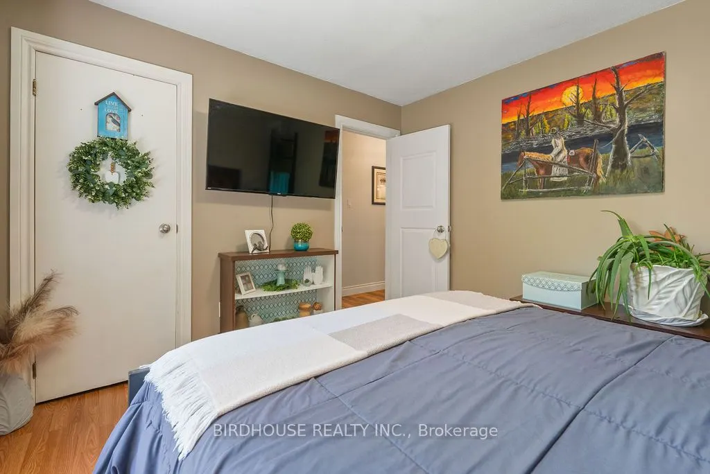 53 Ridgewood Road