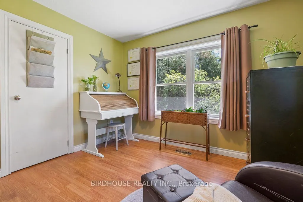 53 Ridgewood Road