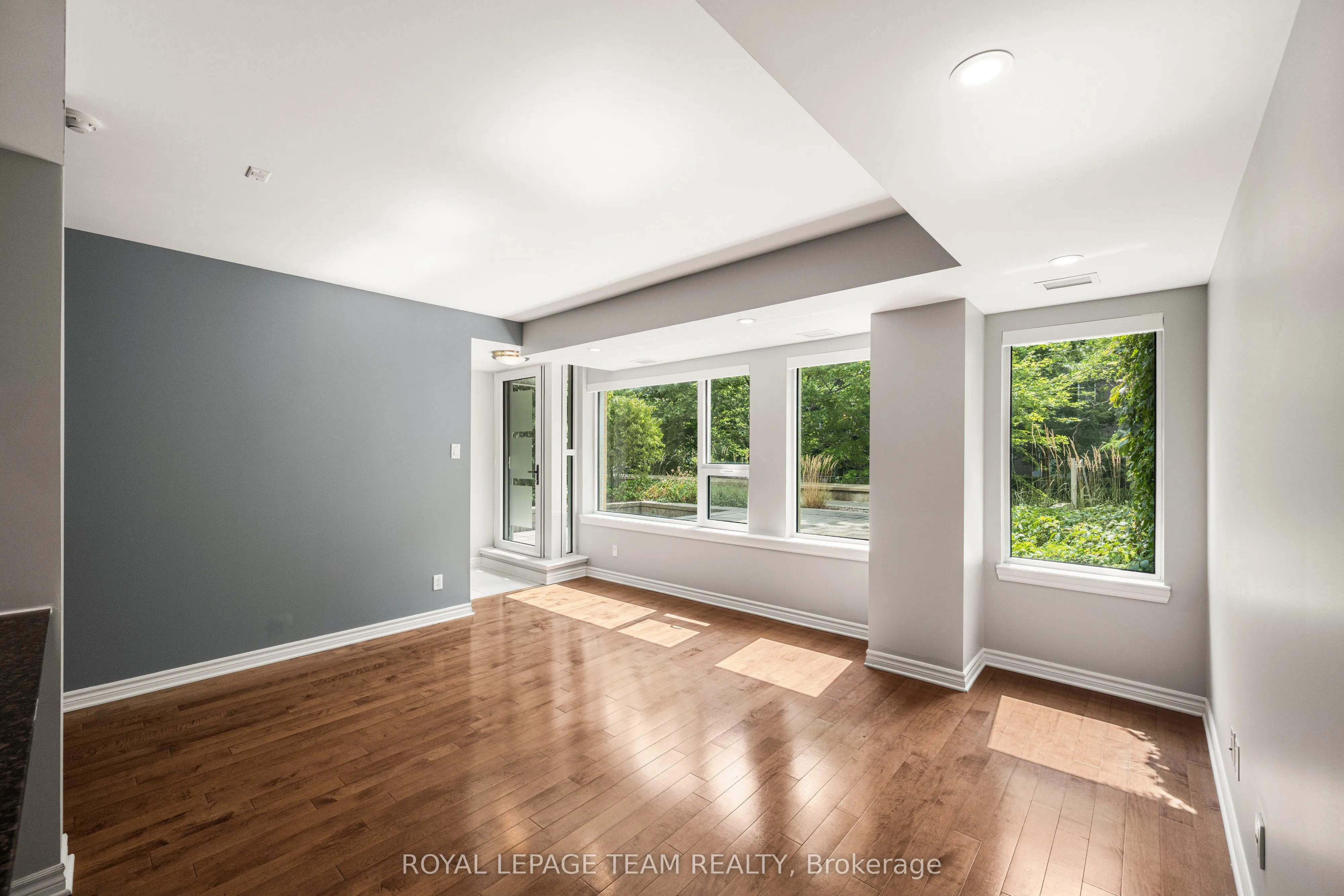 250 Lett Street, #107