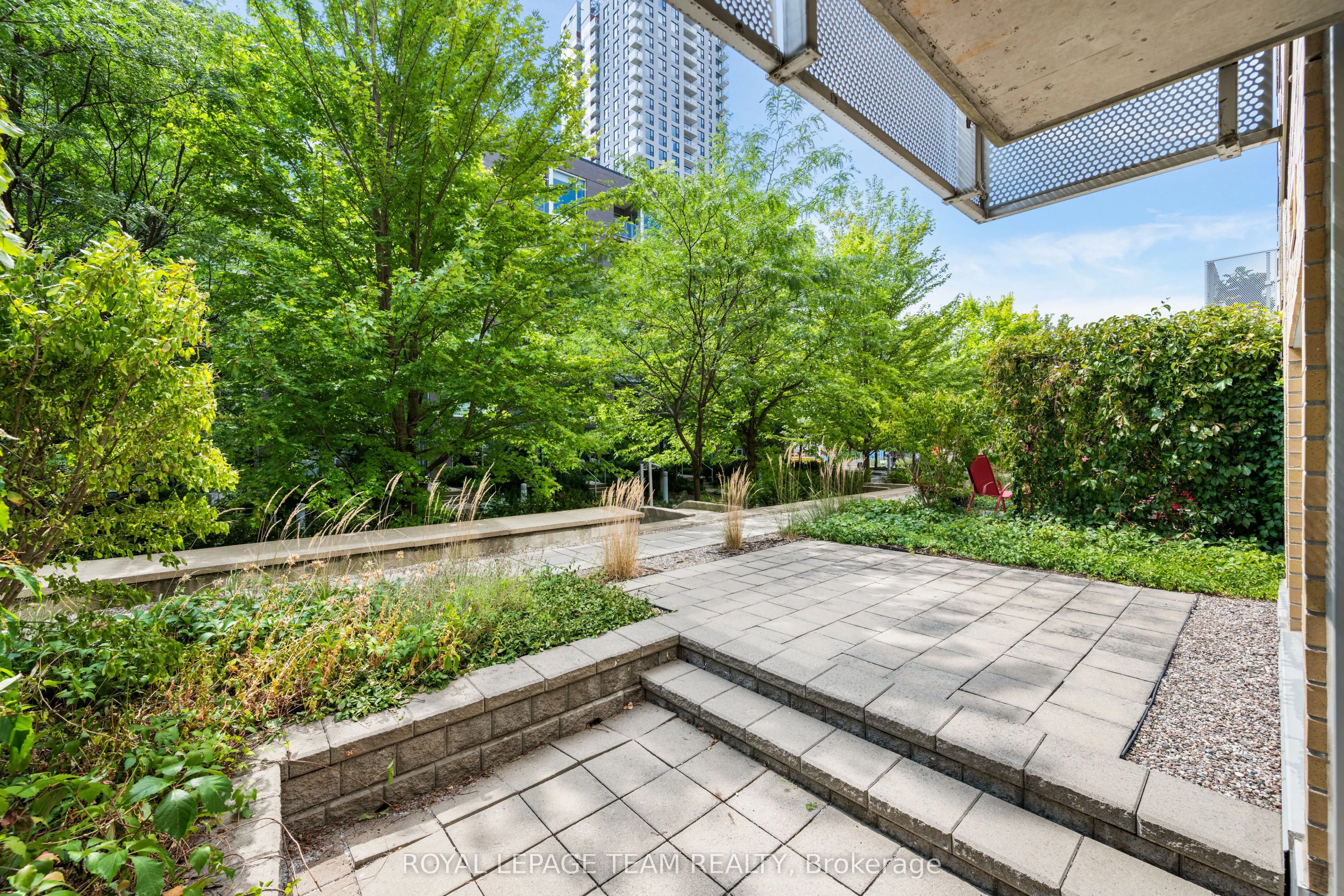 250 Lett Street, #107