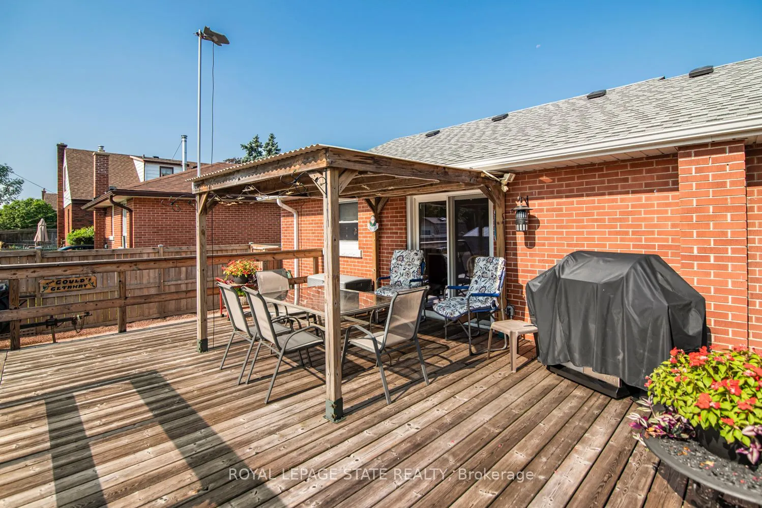321 East 15th Street