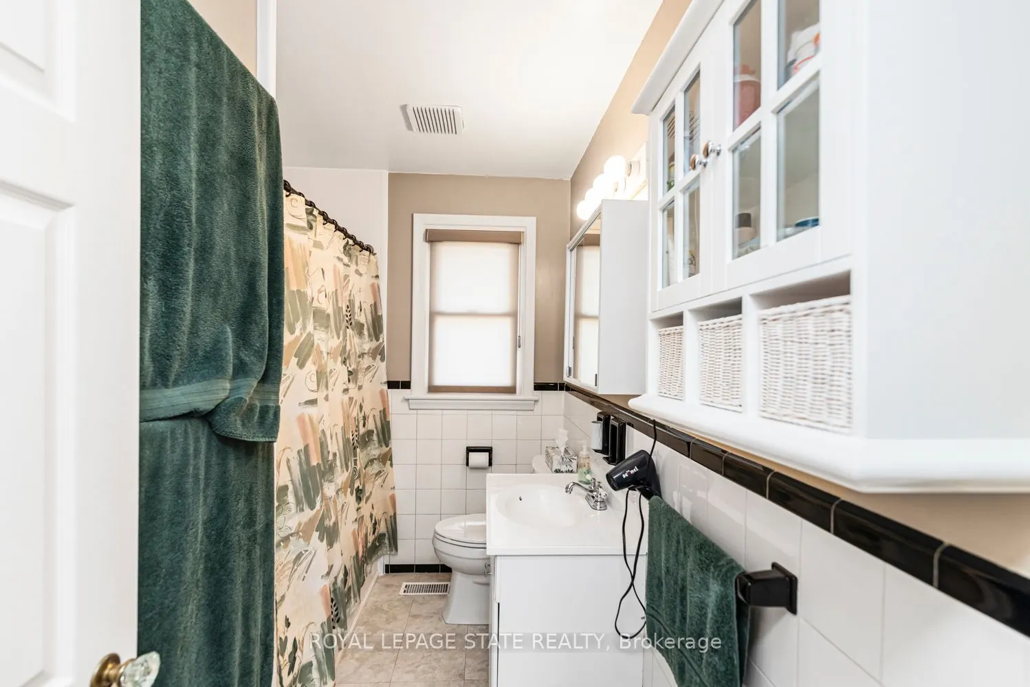 321 East 15th Street