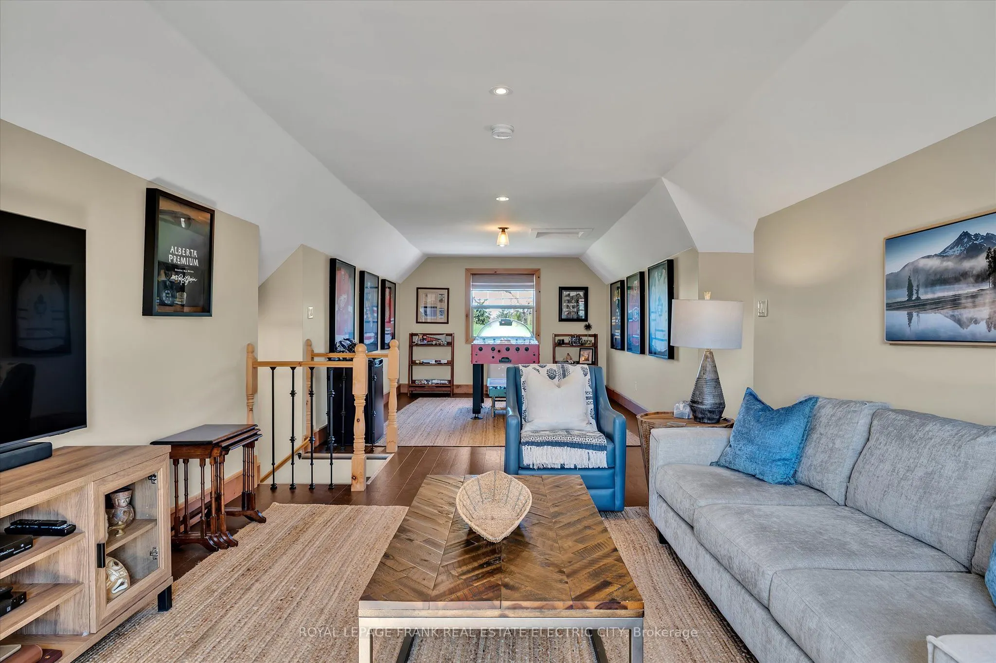369 Douglas Road