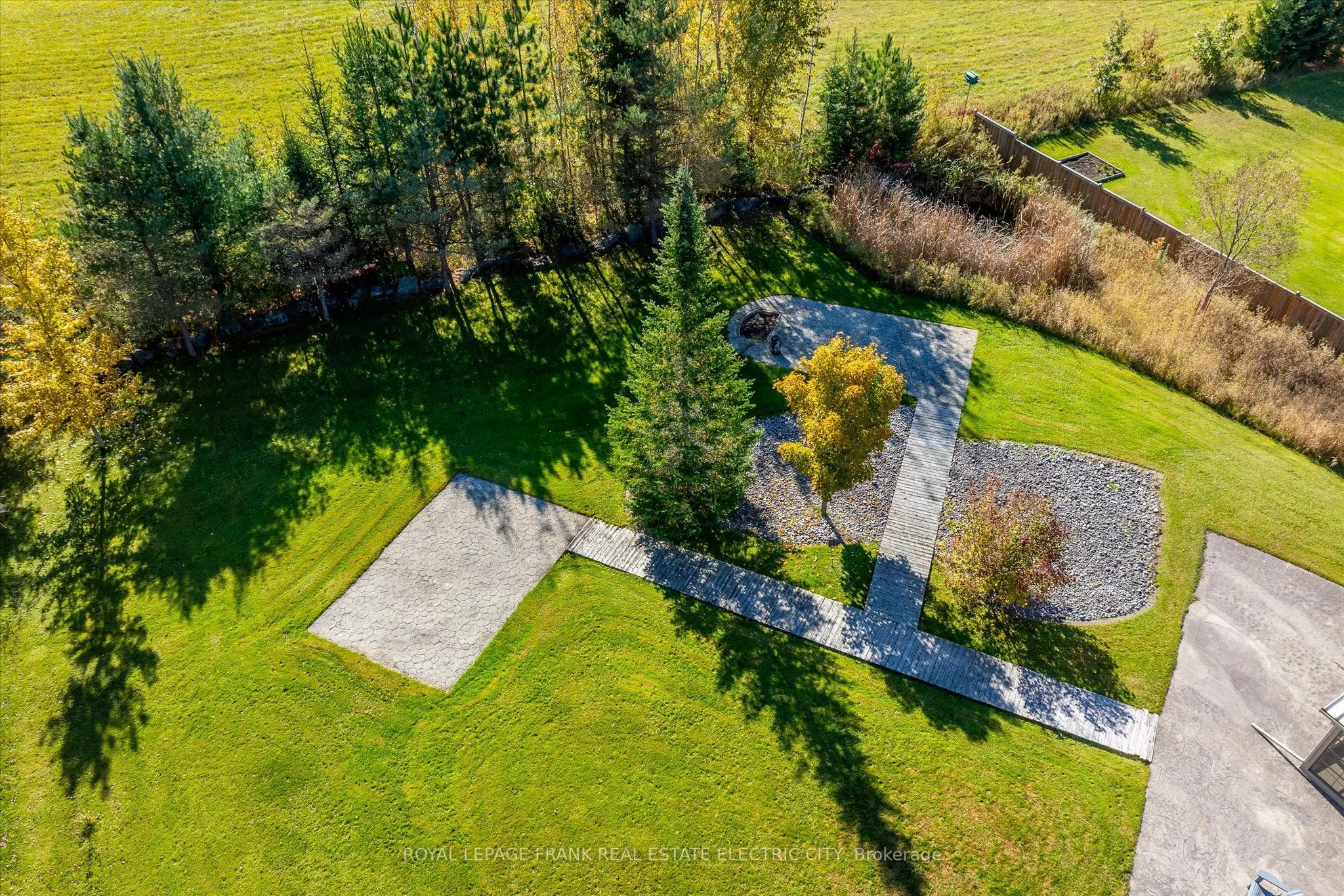 369 Douglas Road