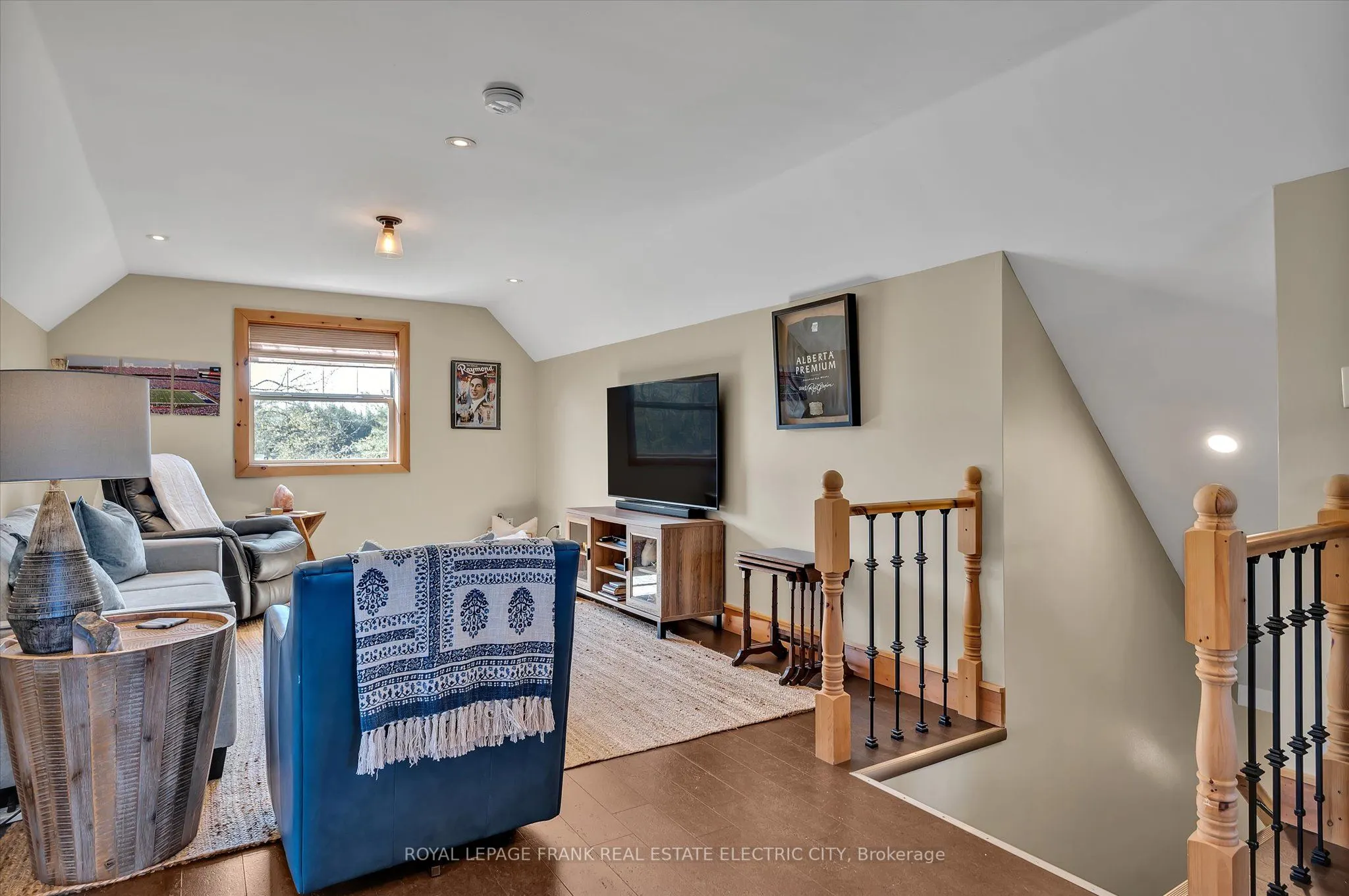 369 Douglas Road