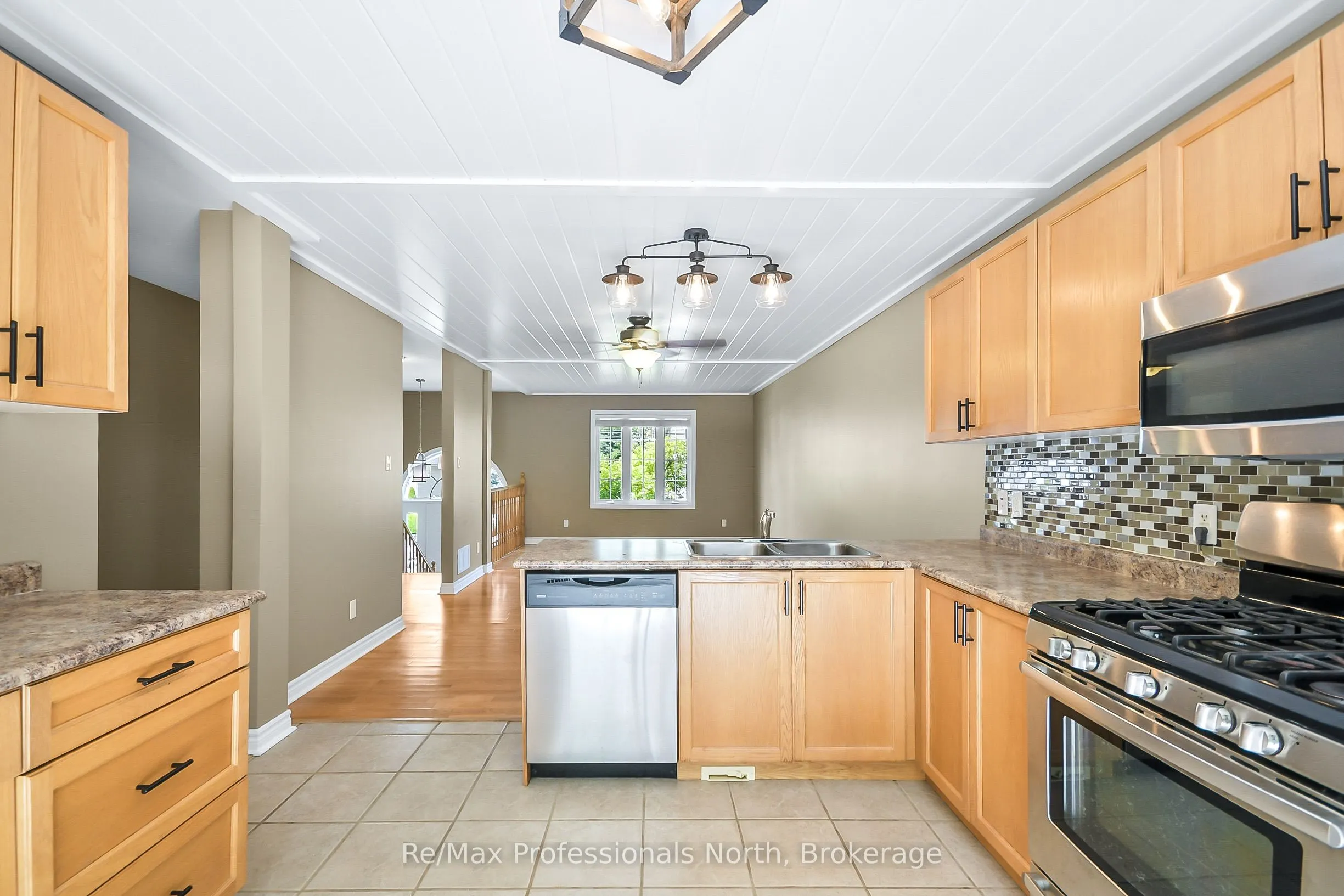 635 WAGNER Street