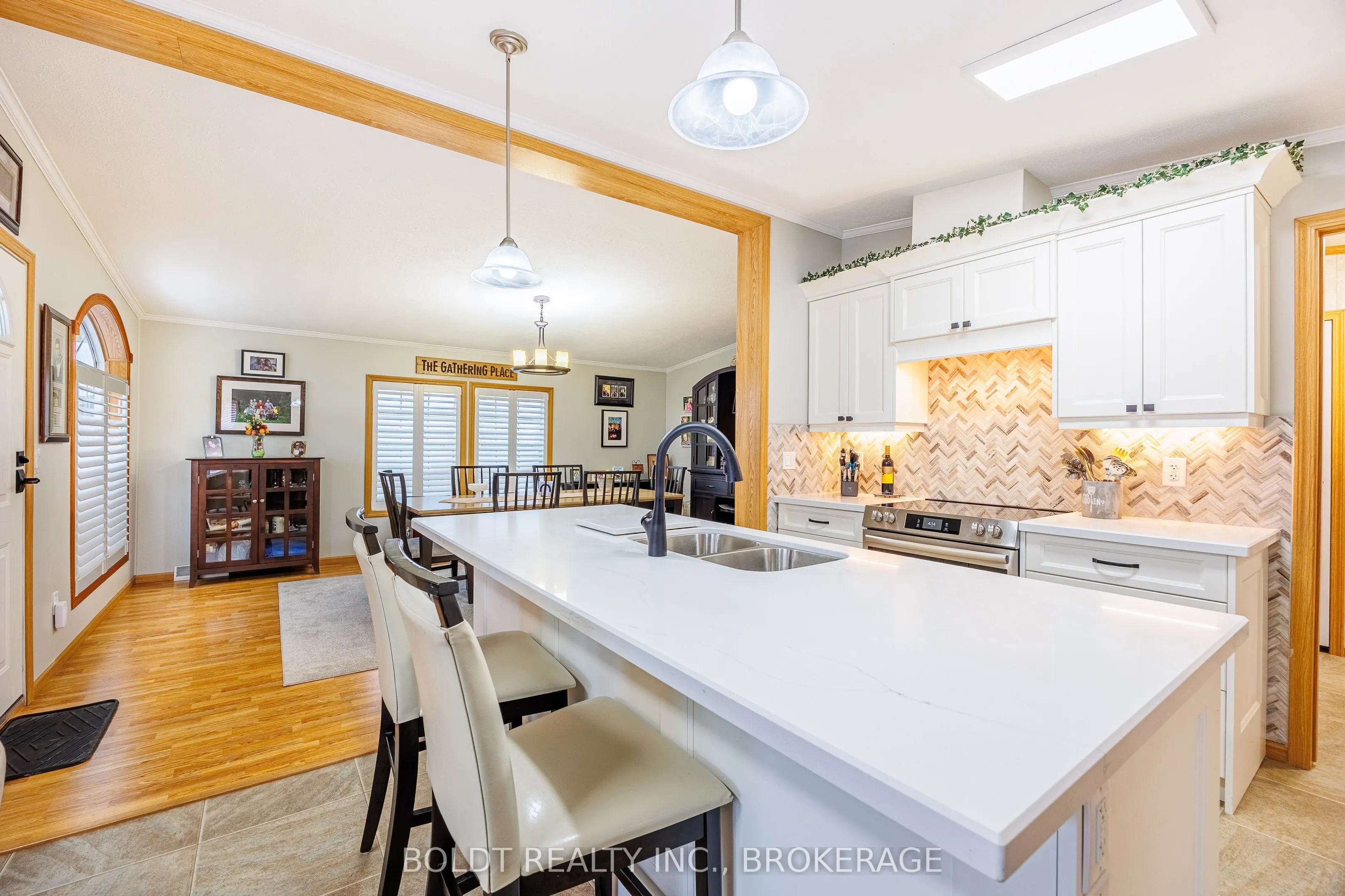 3033 Townline Road, #101