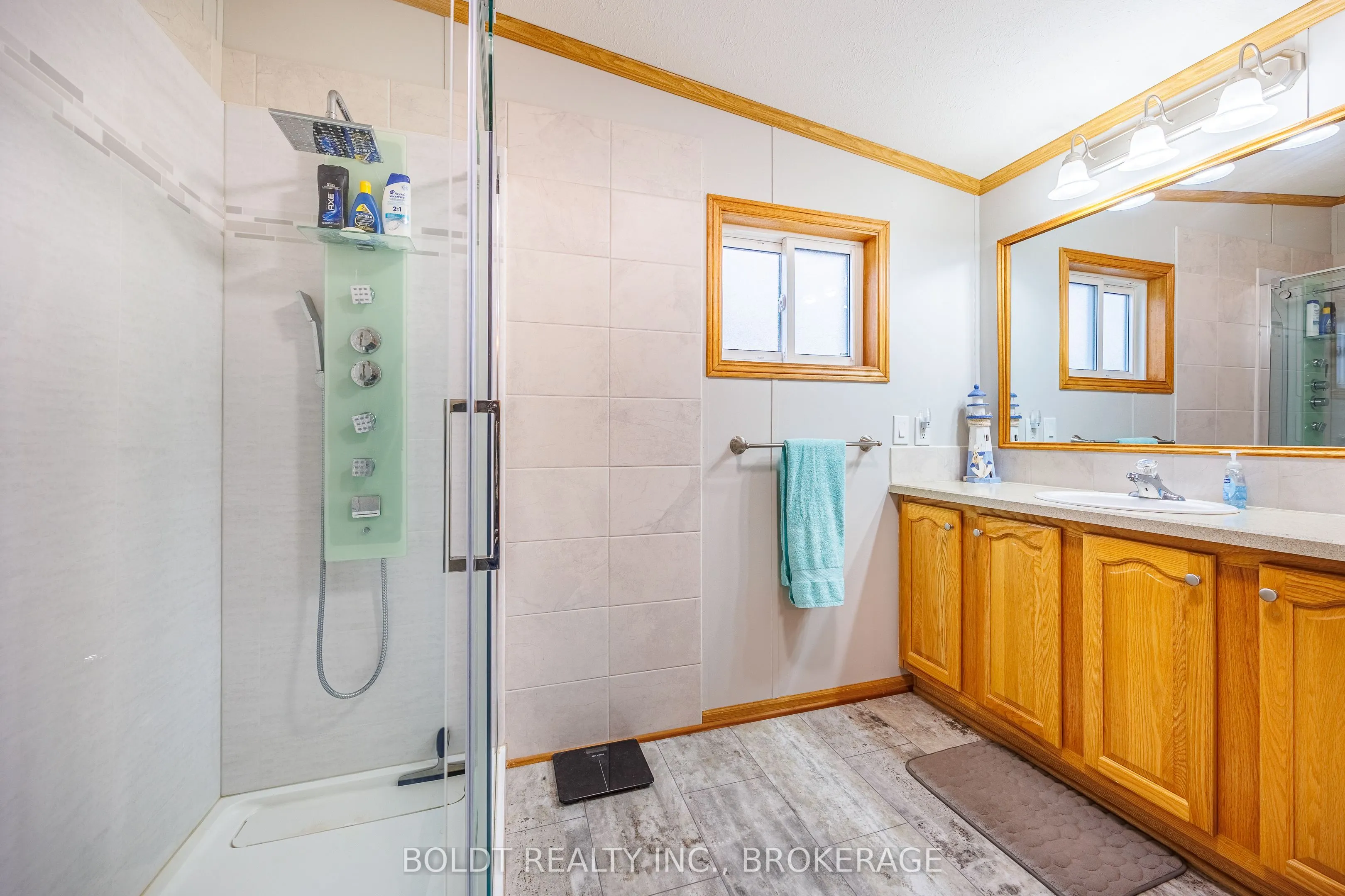 3033 Townline Road, #101