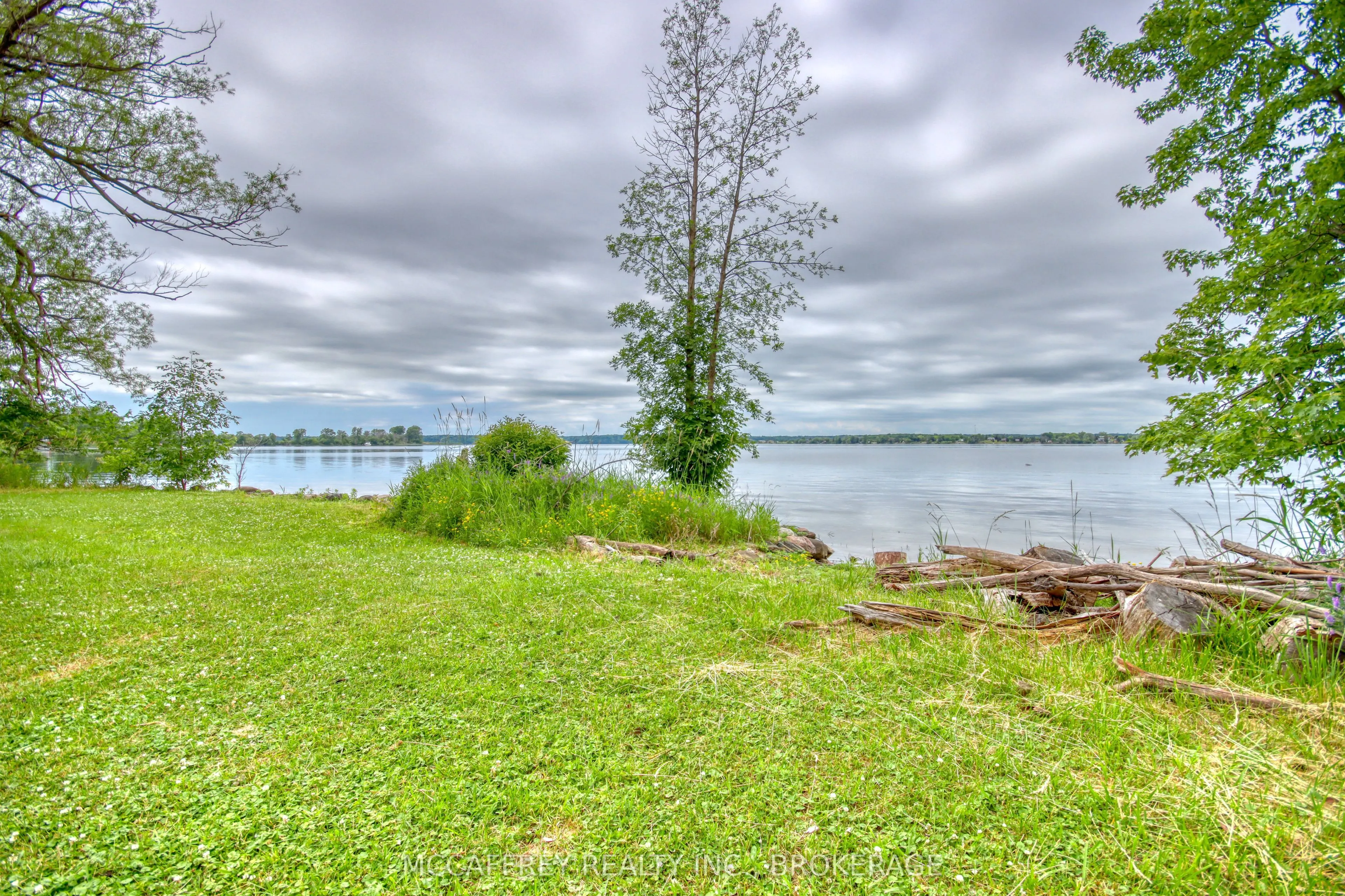 94 WILLOW POINT Lane