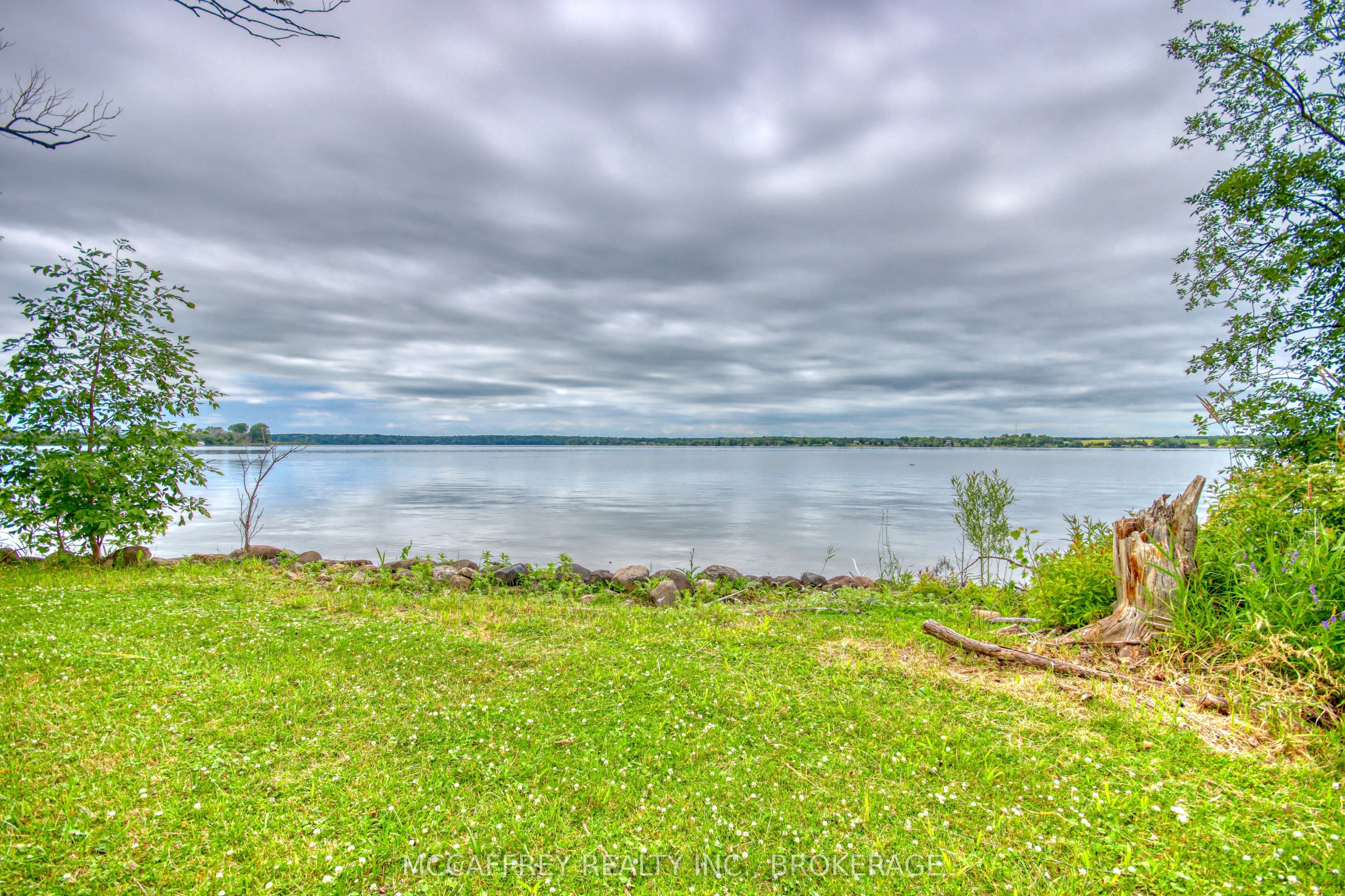 94 WILLOW POINT Lane