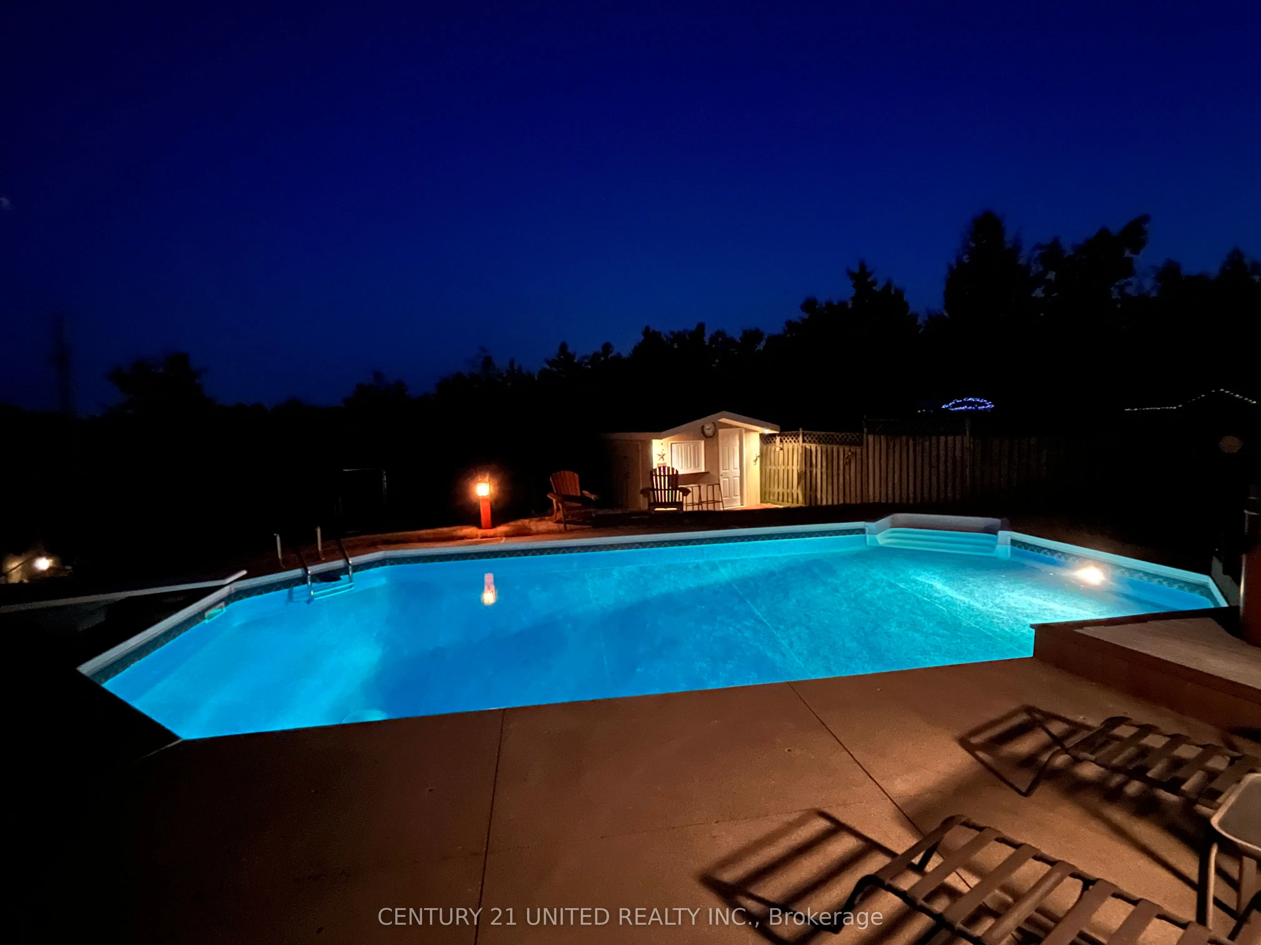 7 Bayleaf Court