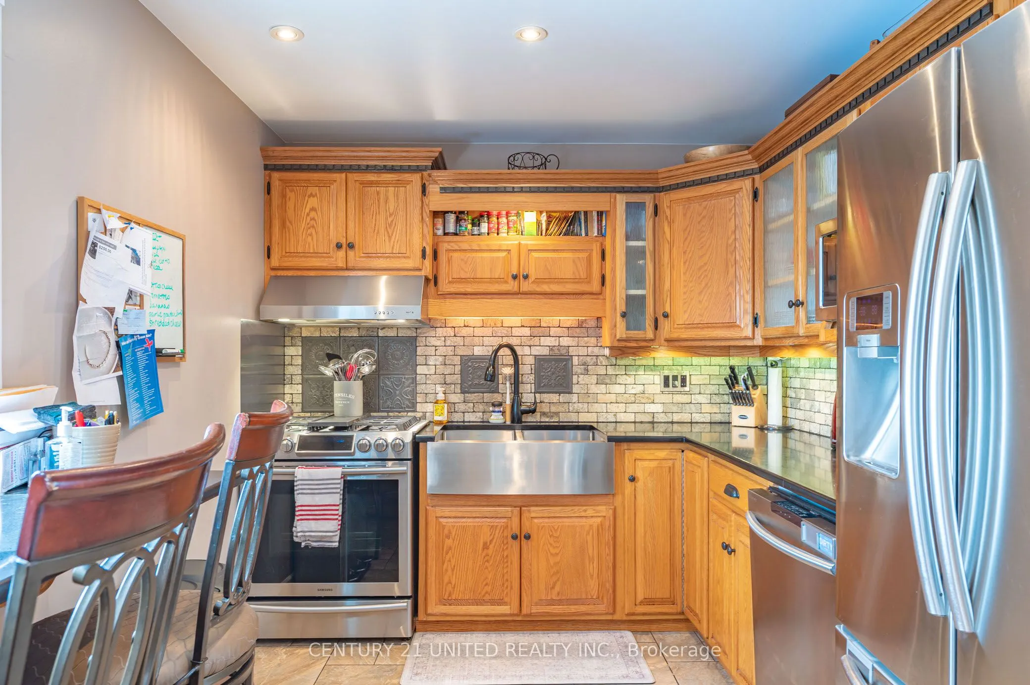 7 Bayleaf Court
