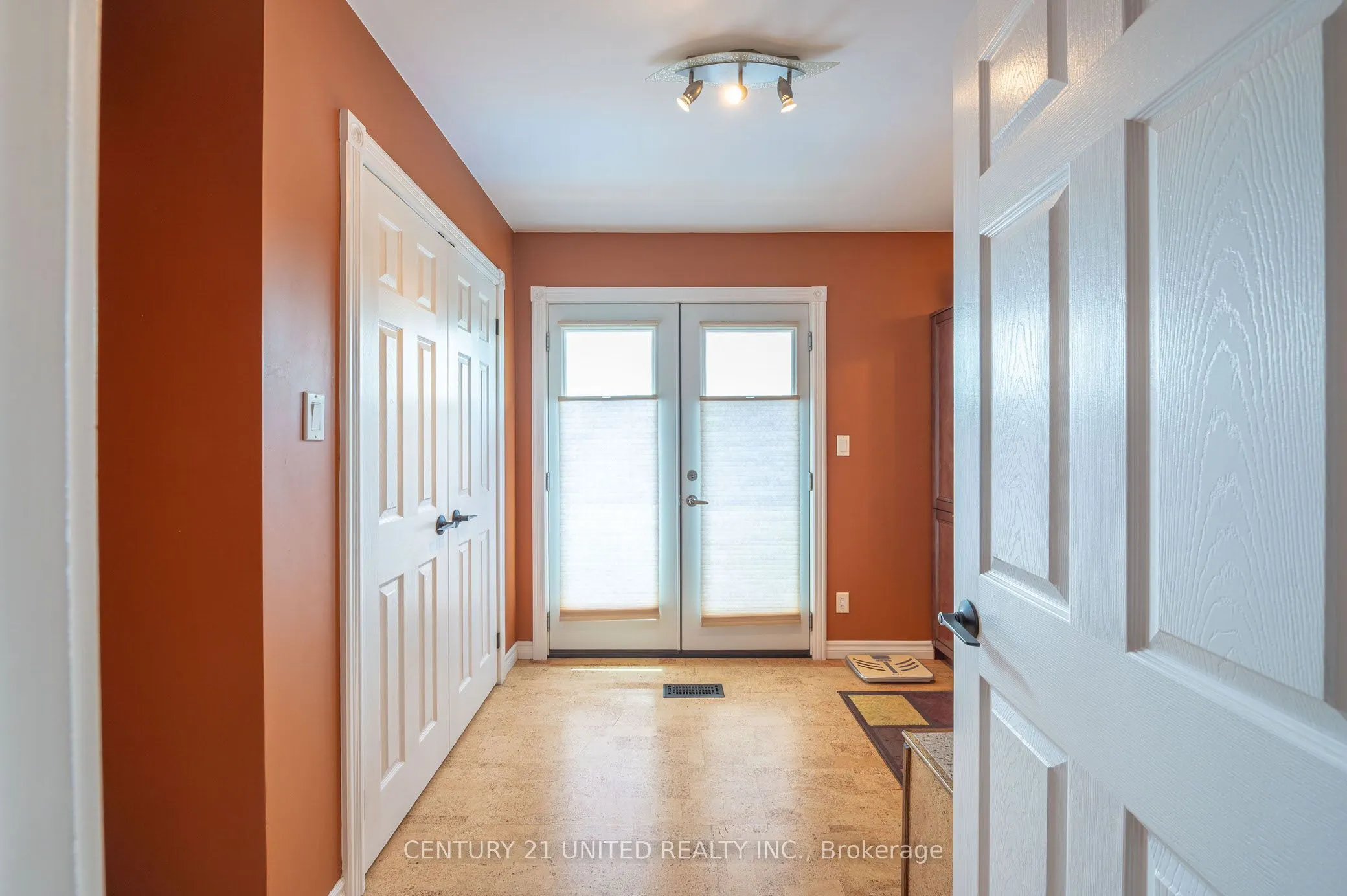 7 Bayleaf Court