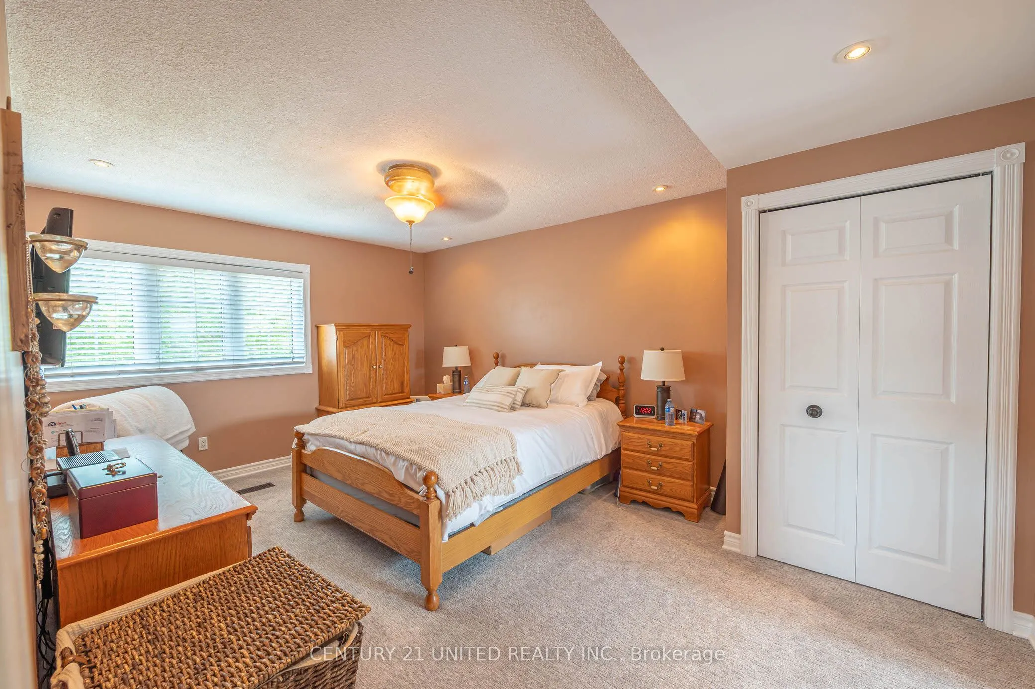 7 Bayleaf Court
