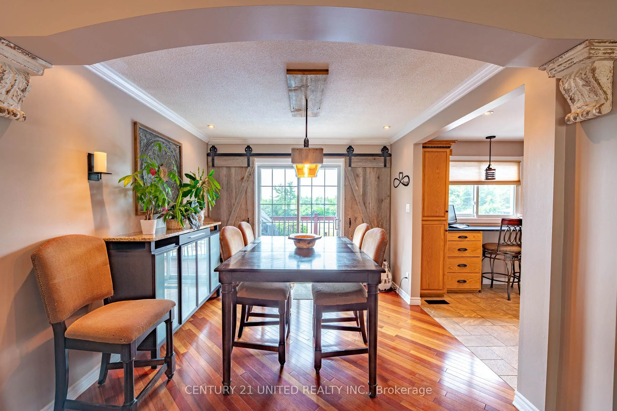 7 Bayleaf Court