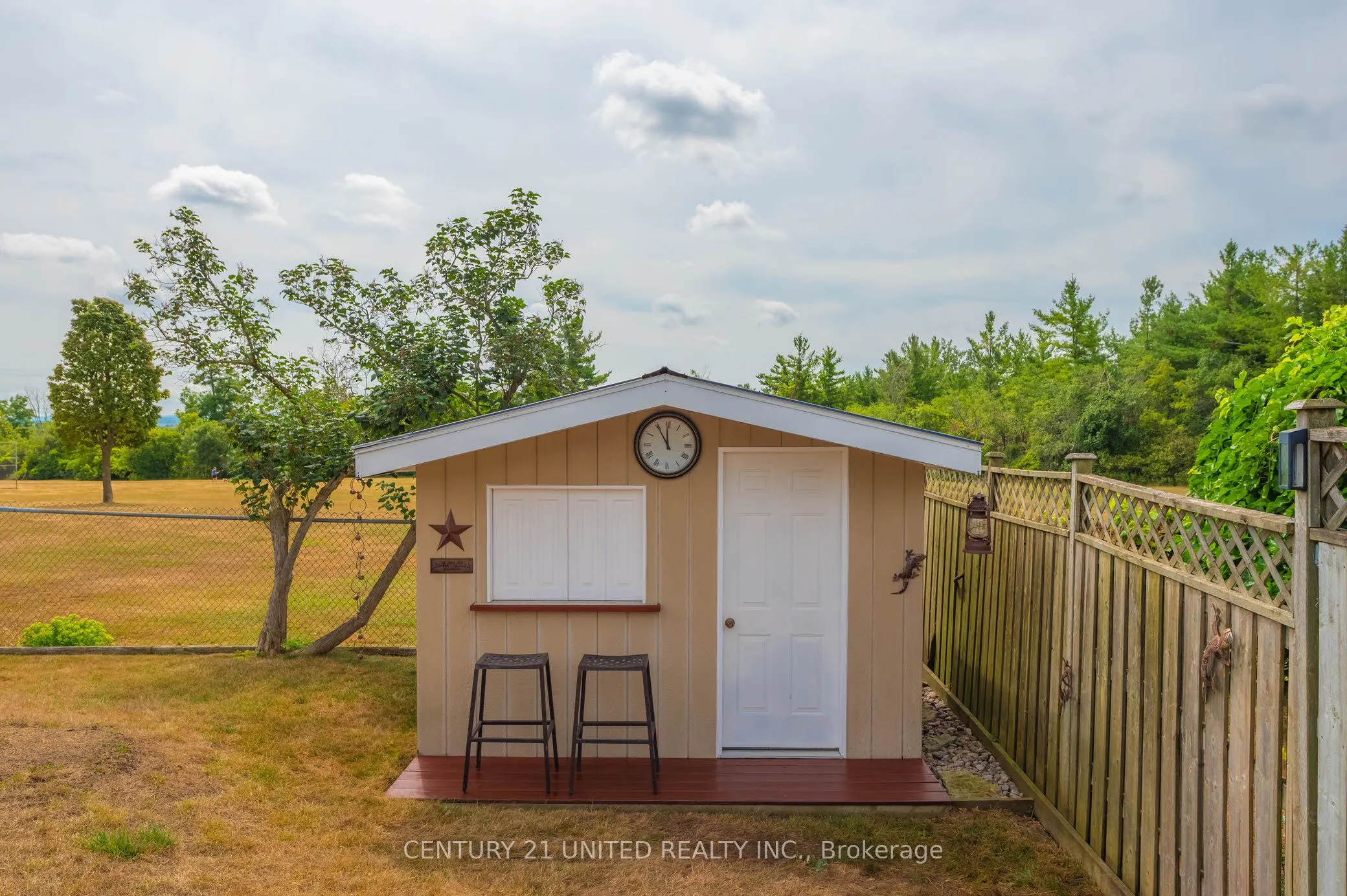 7 Bayleaf Court