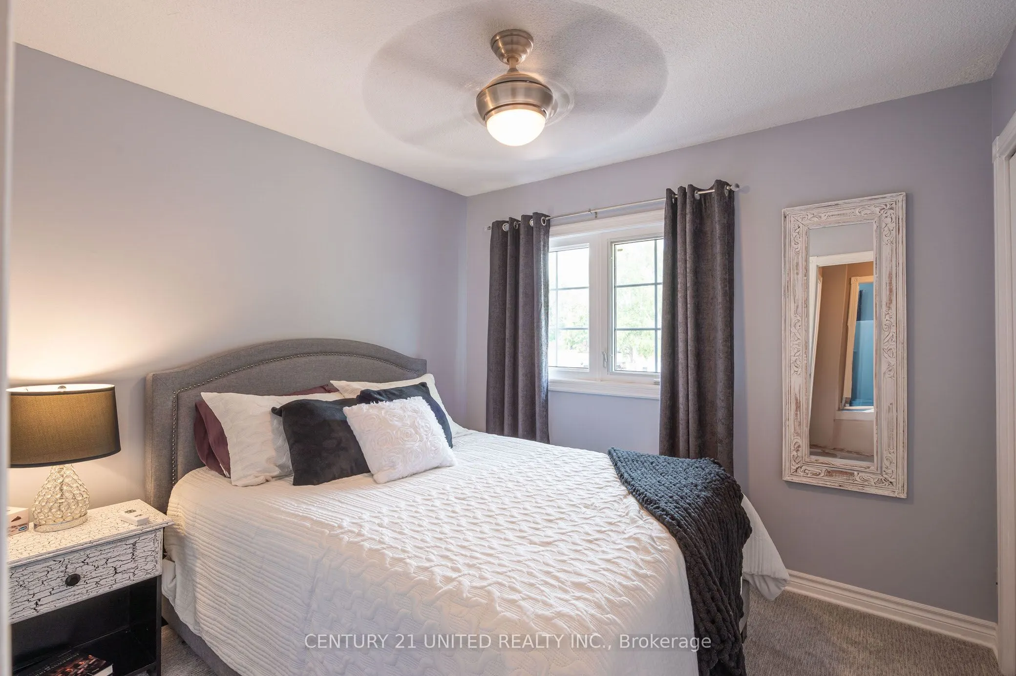 7 Bayleaf Court