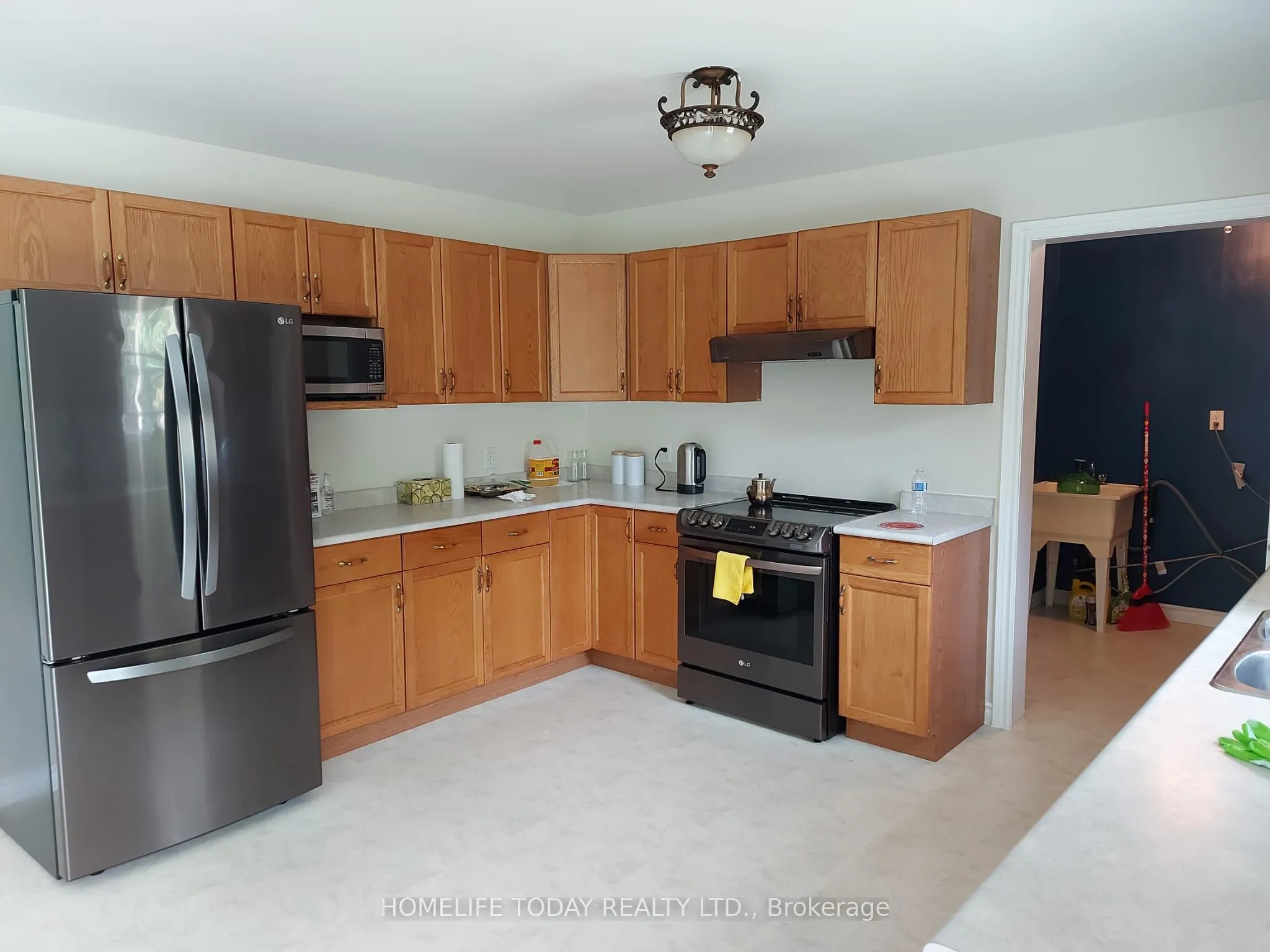256 Wallbridge Loyalist Road