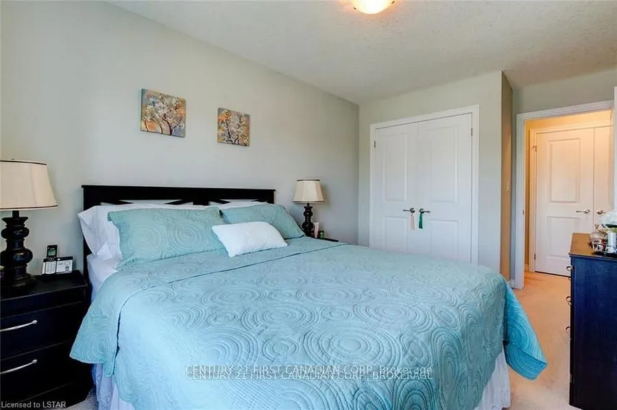 1016 OAKCROSSING Gate, #34