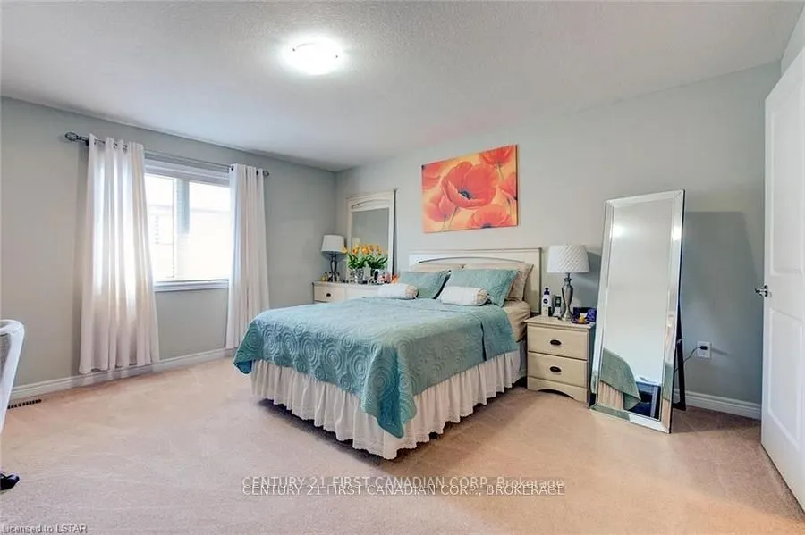 1016 OAKCROSSING Gate, #34