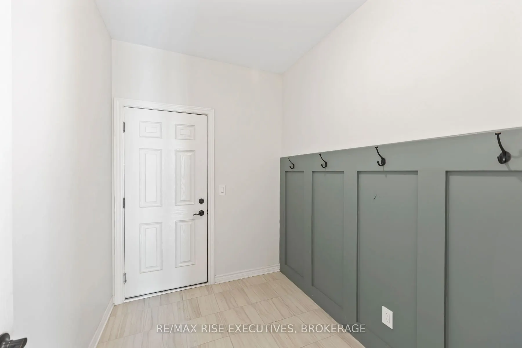 648 Halloway Drive