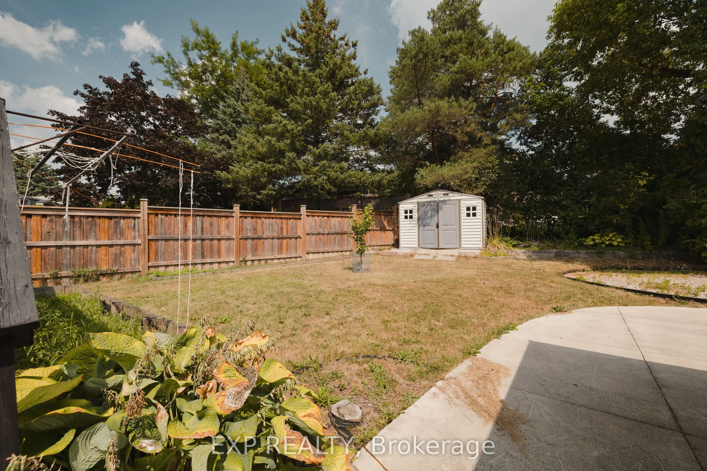 595 Pioneer Drive