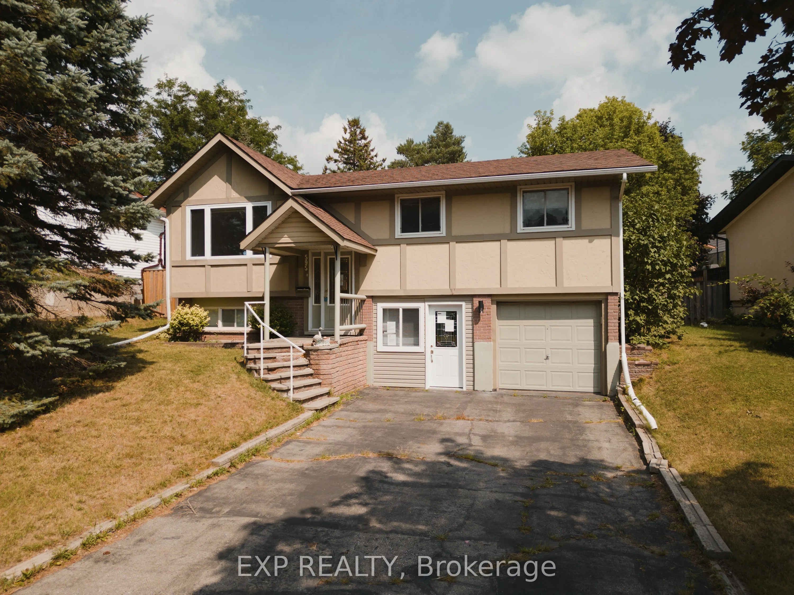 595 Pioneer Drive