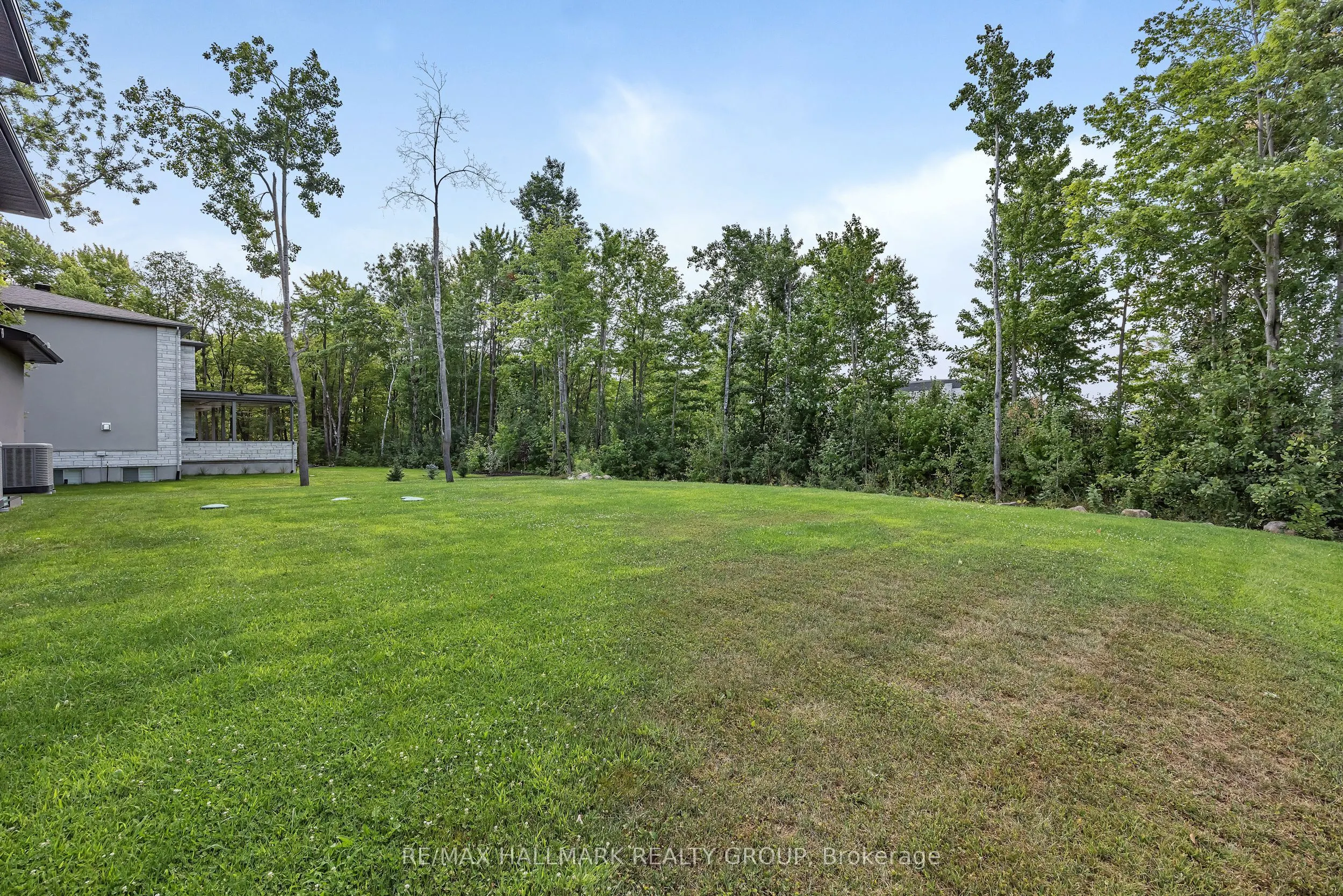 595 Shoreway Drive