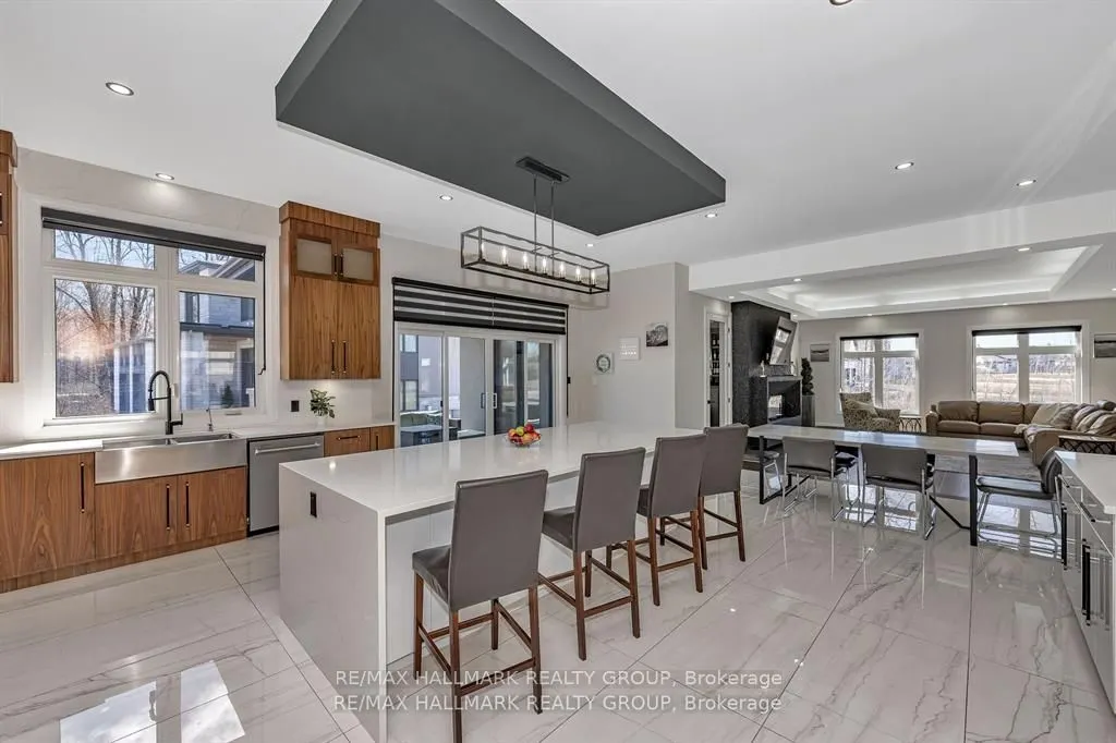 595 Shoreway Drive