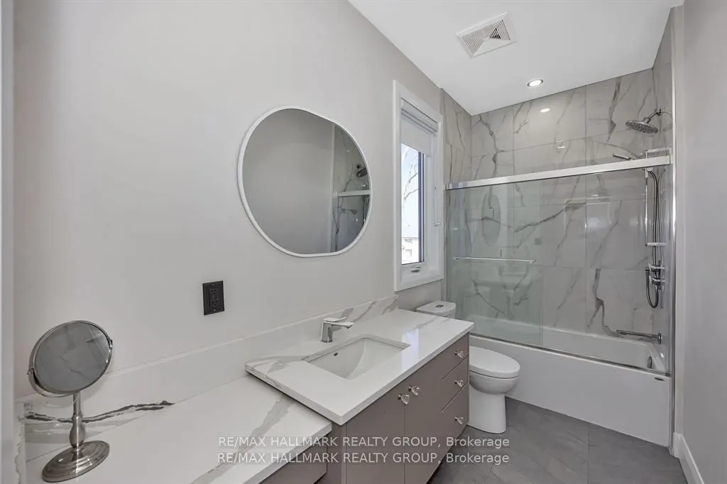 595 Shoreway Drive