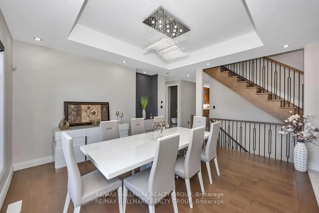 595 Shoreway Drive